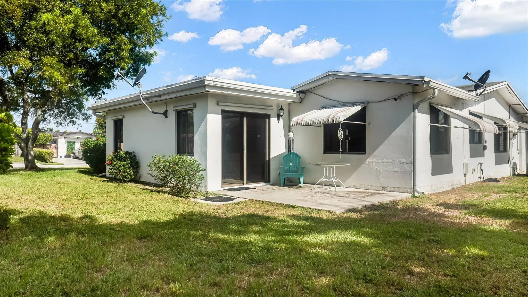 6950 SW 9th Pl