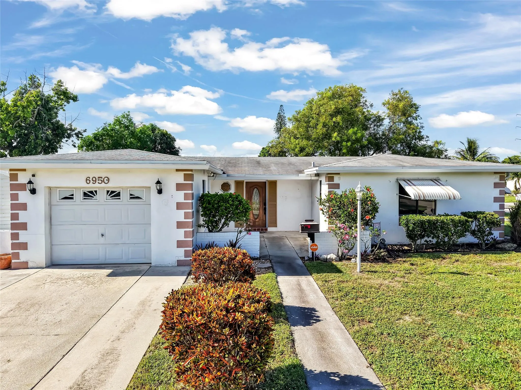 6950 SW 9th Pl