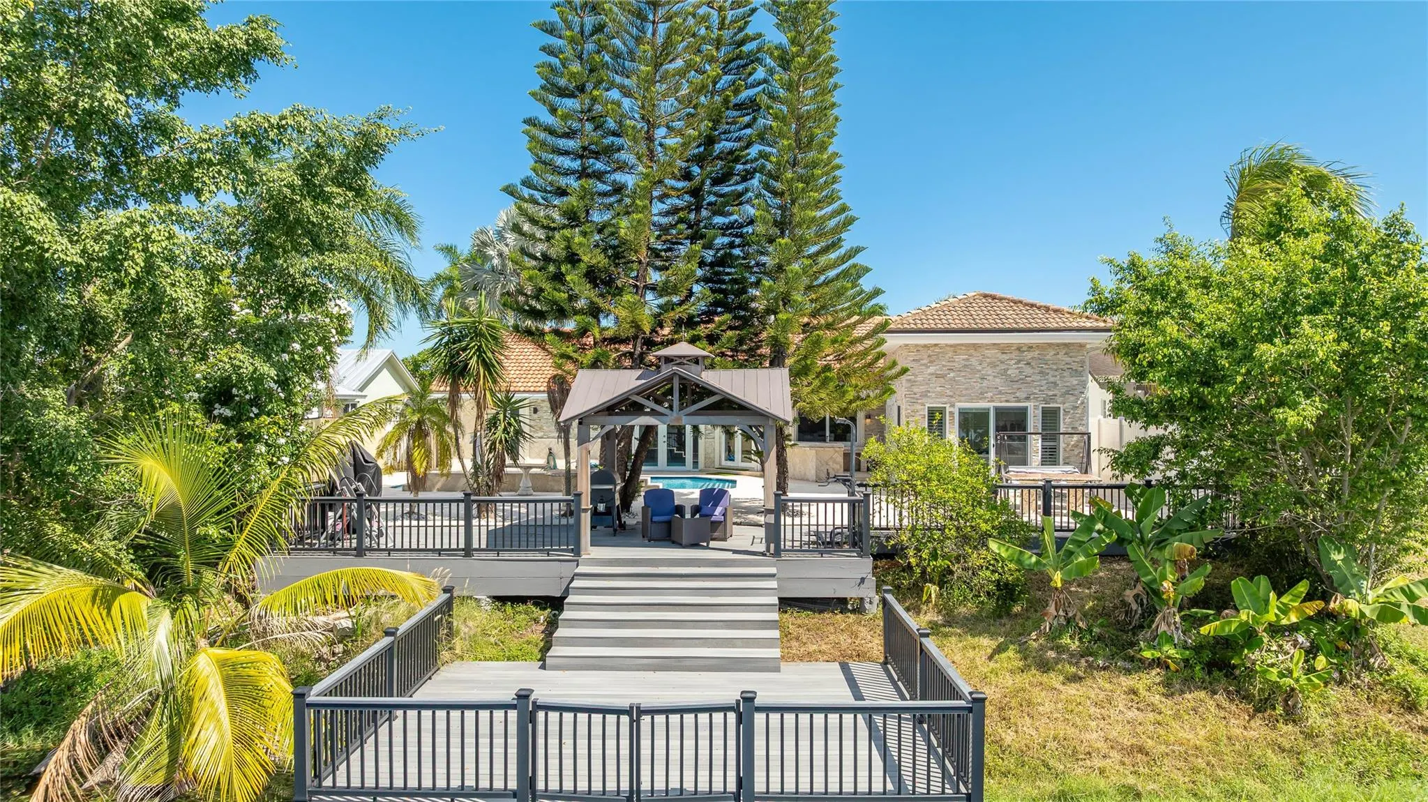 2557 SW 14th Ct