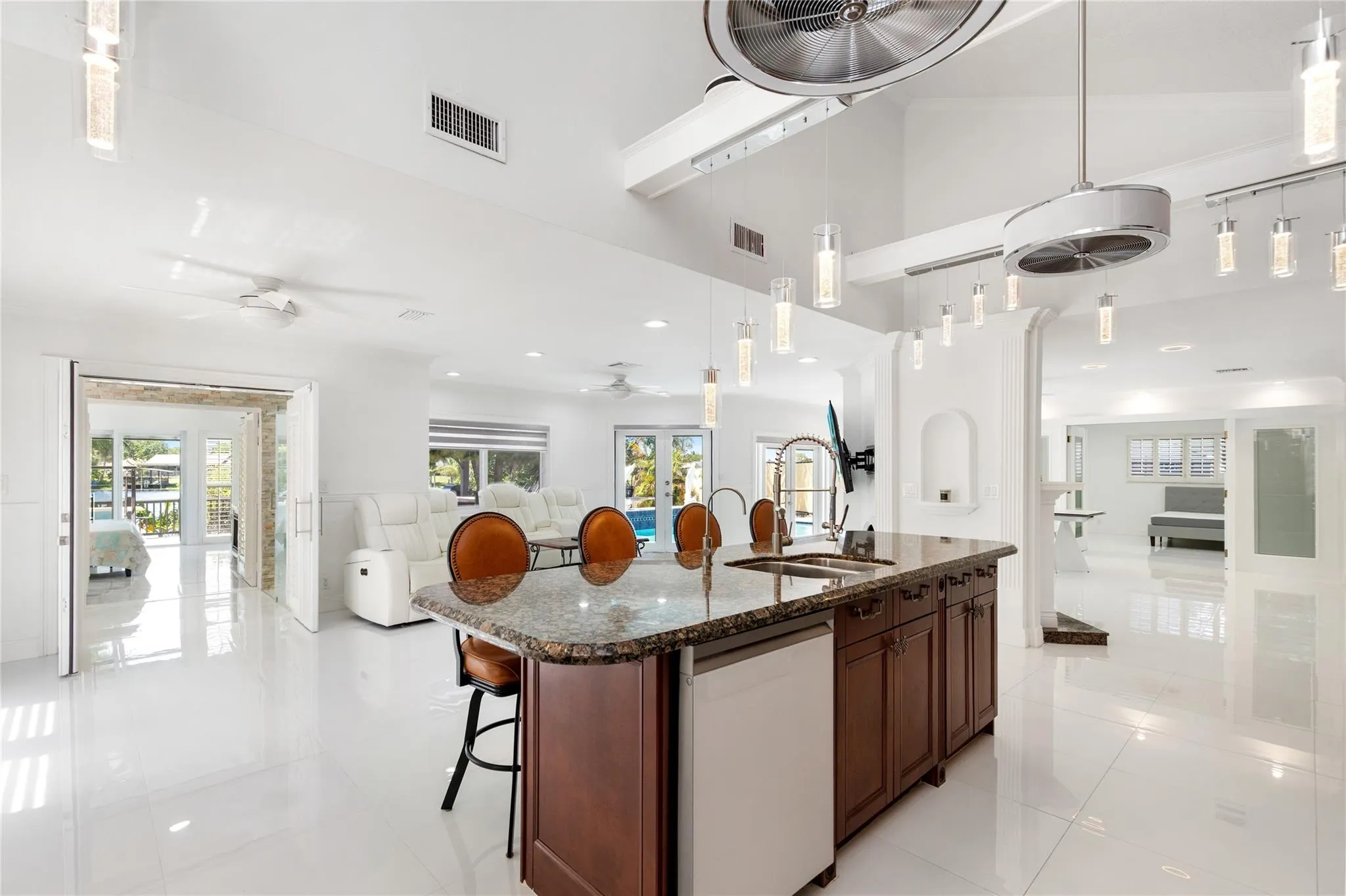 2557 SW 14th Ct