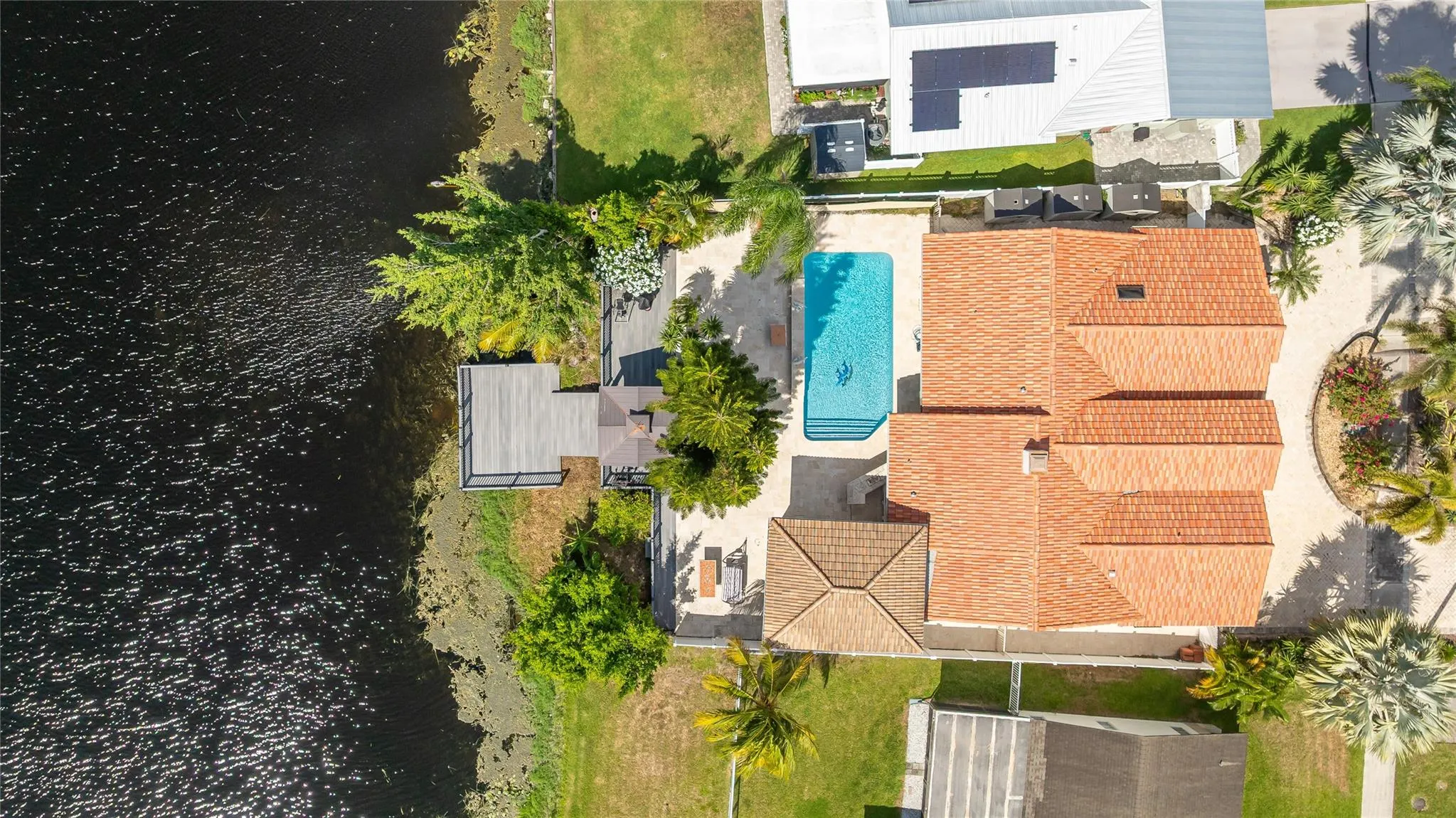 2557 SW 14th Ct