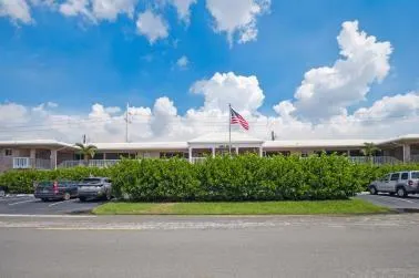 2141 NE 68, #106