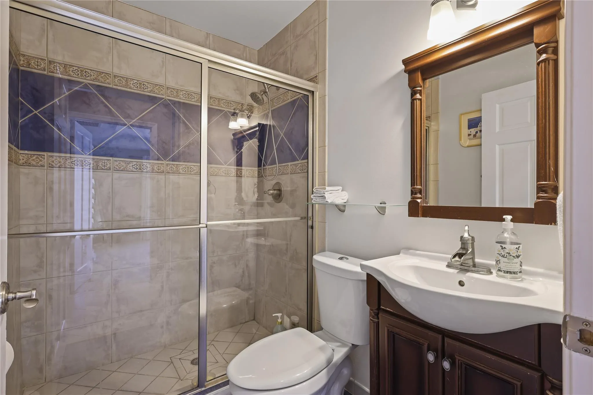 1925 Coral Gardens Dr