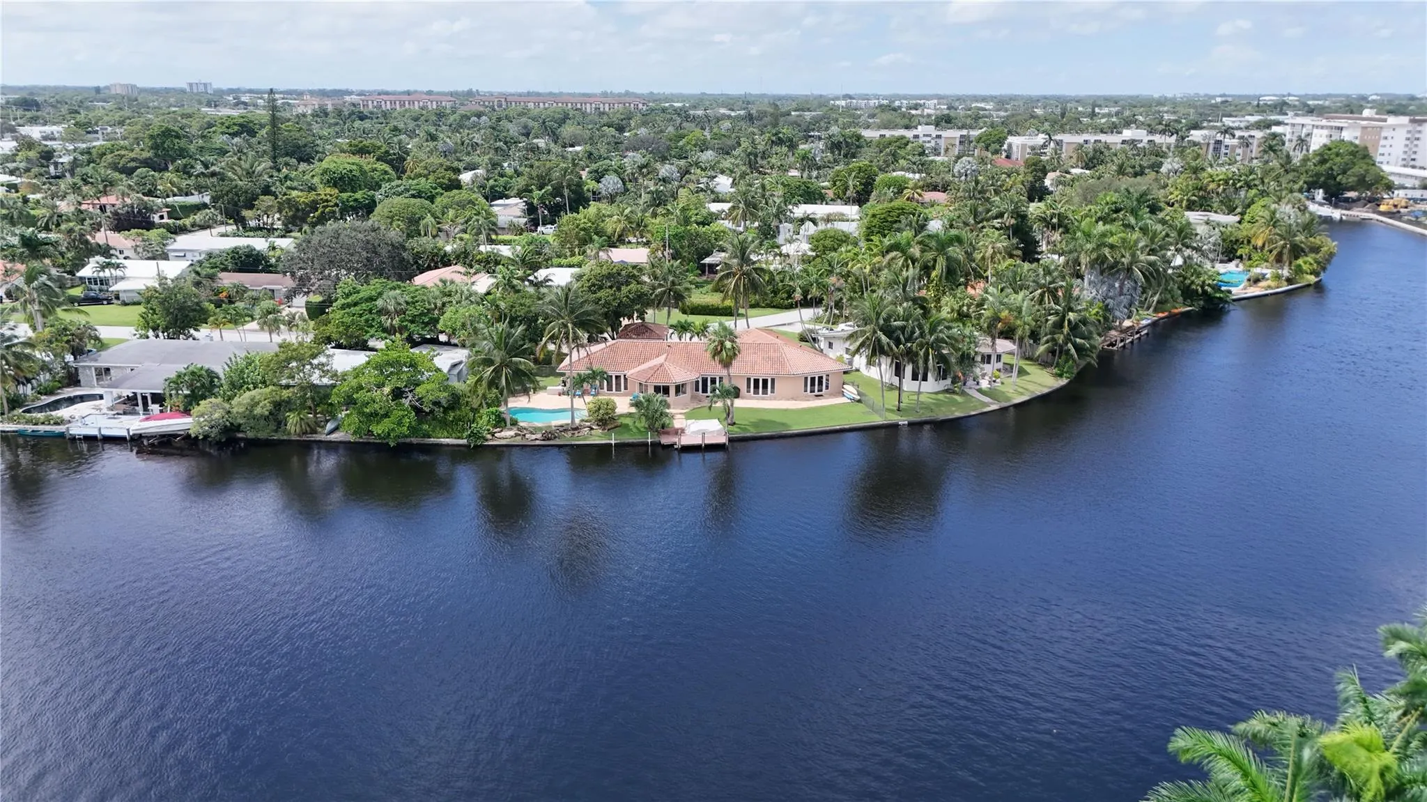 1925 Coral Gardens Dr