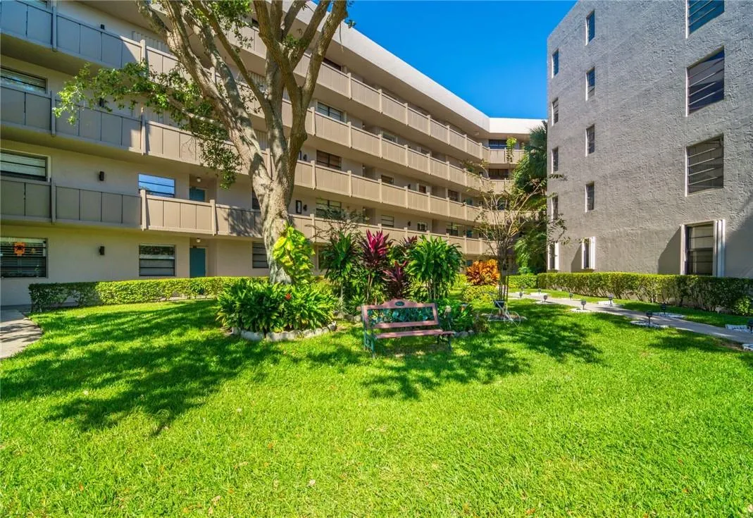 1100 Colony Point Cir, #105