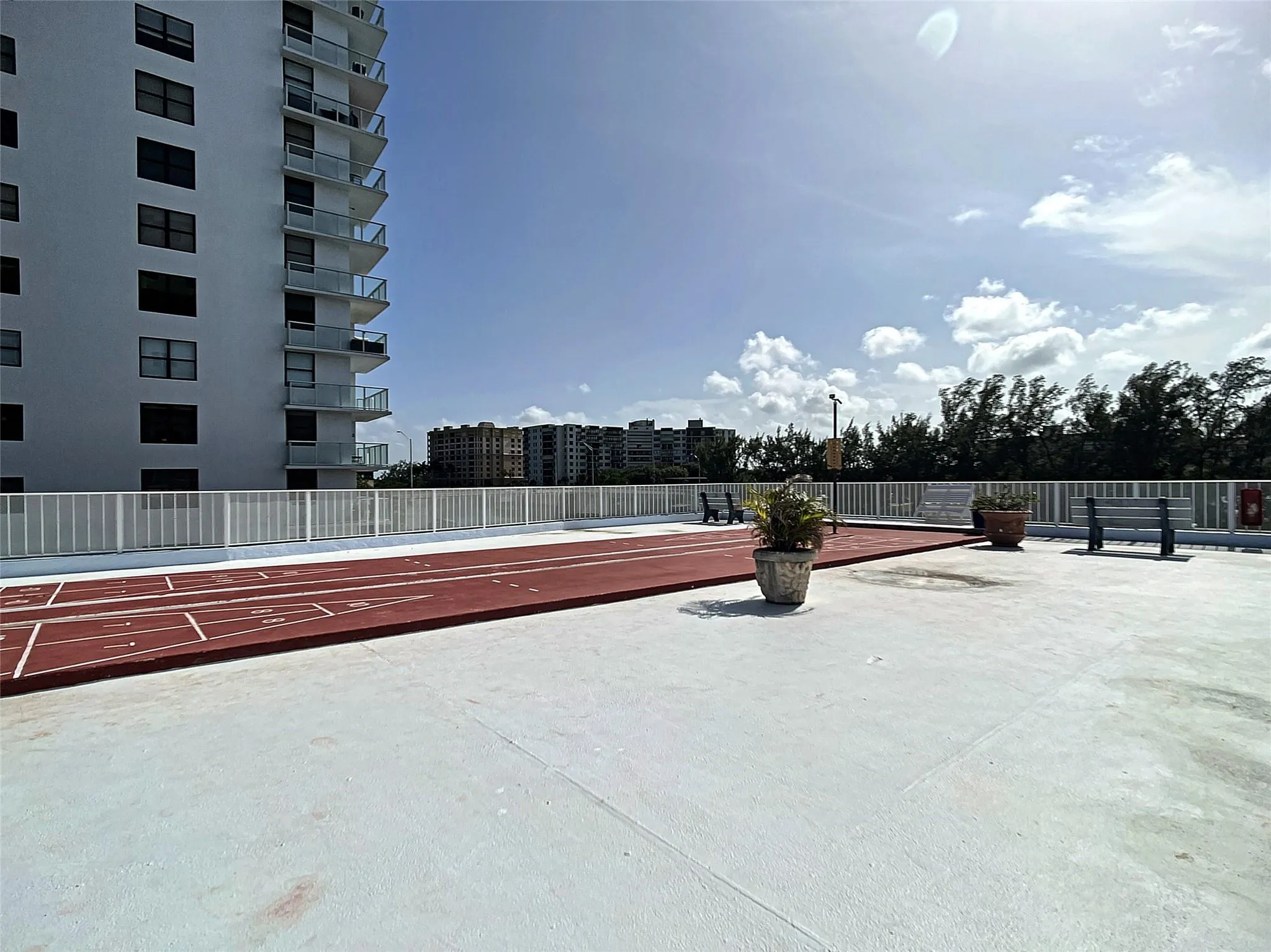 1505 N Riverside Drive, #1106