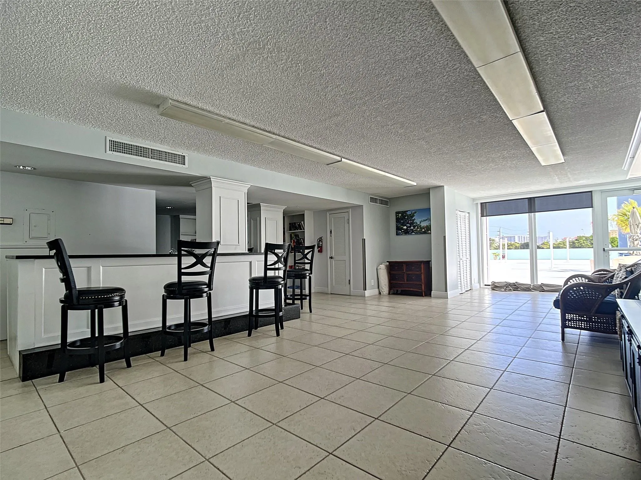 1505 N Riverside Drive, #1106
