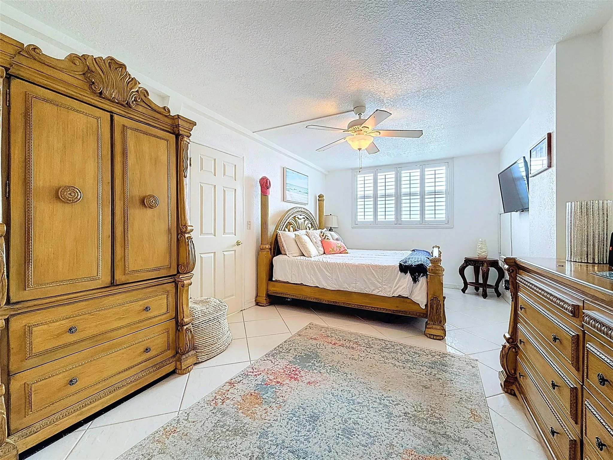 1505 N Riverside Drive, #1106