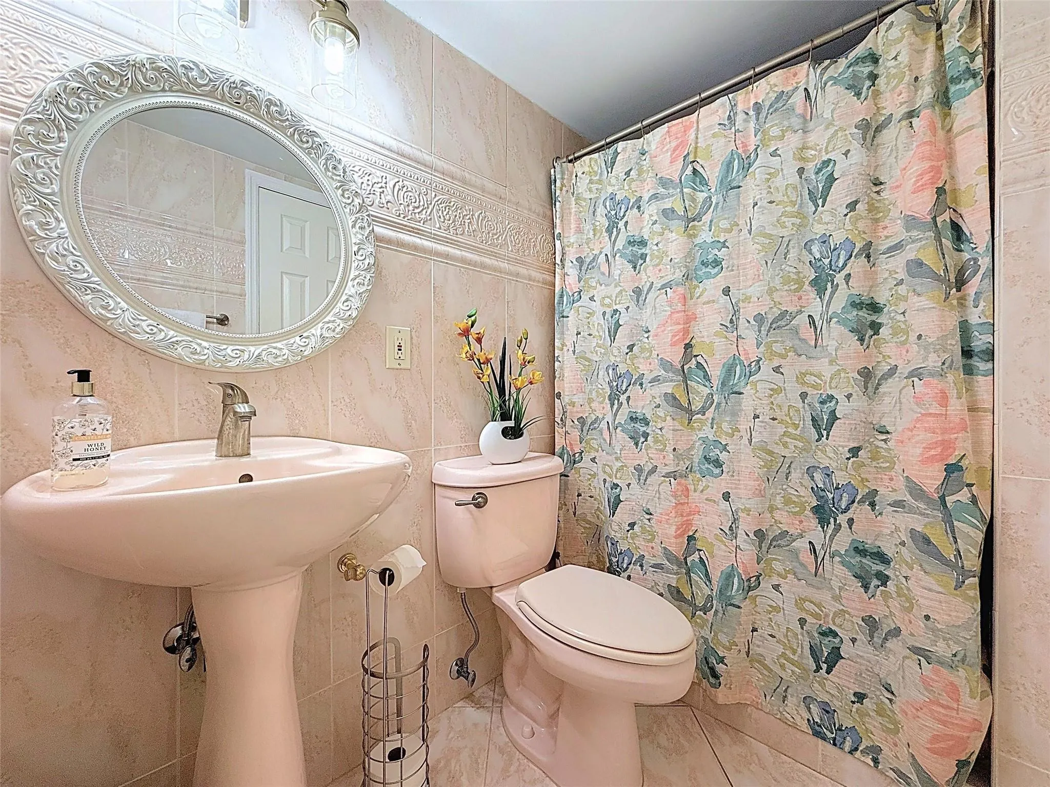 1505 N Riverside Drive, #1106