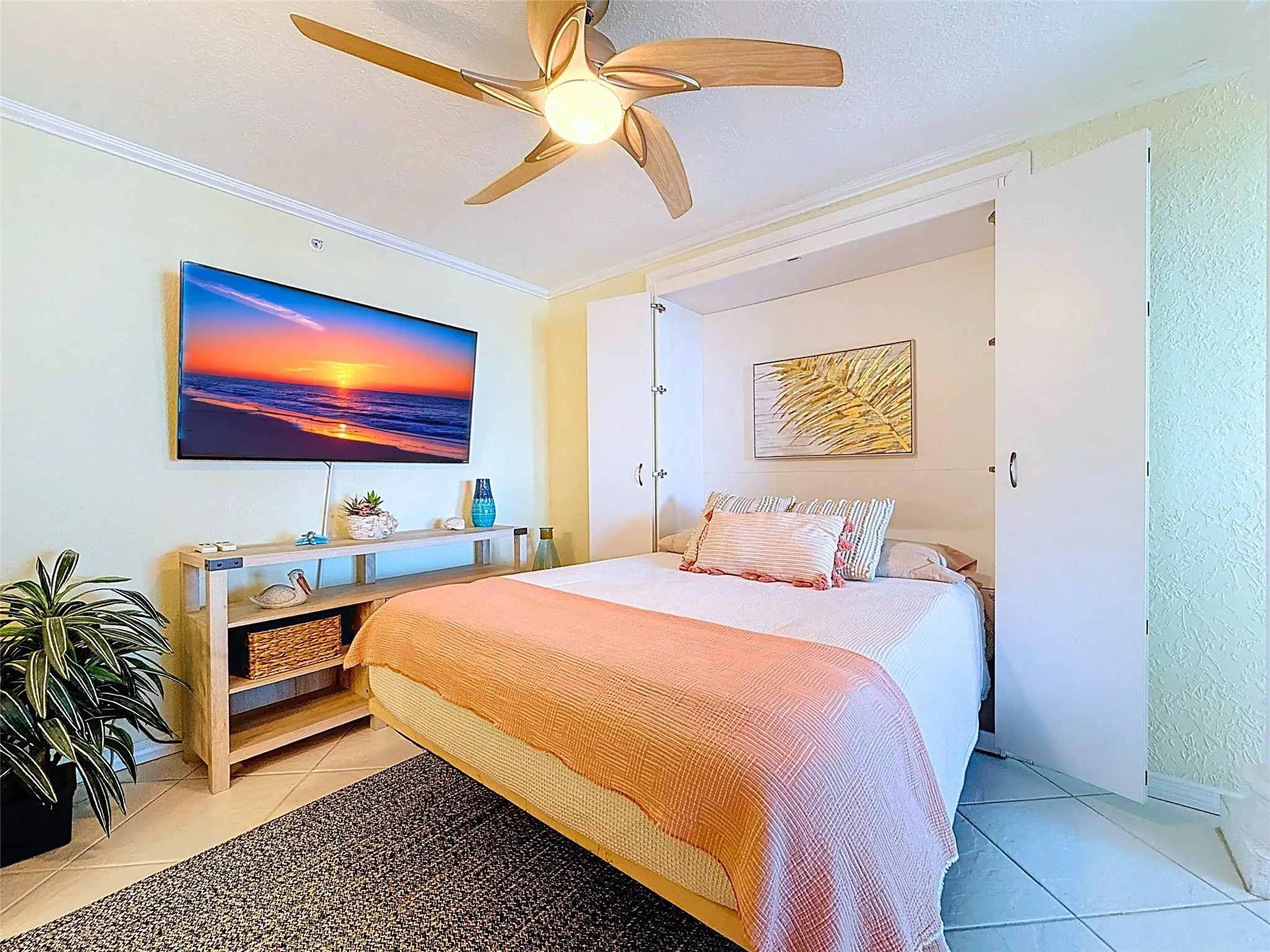 1505 N Riverside Drive, #1106