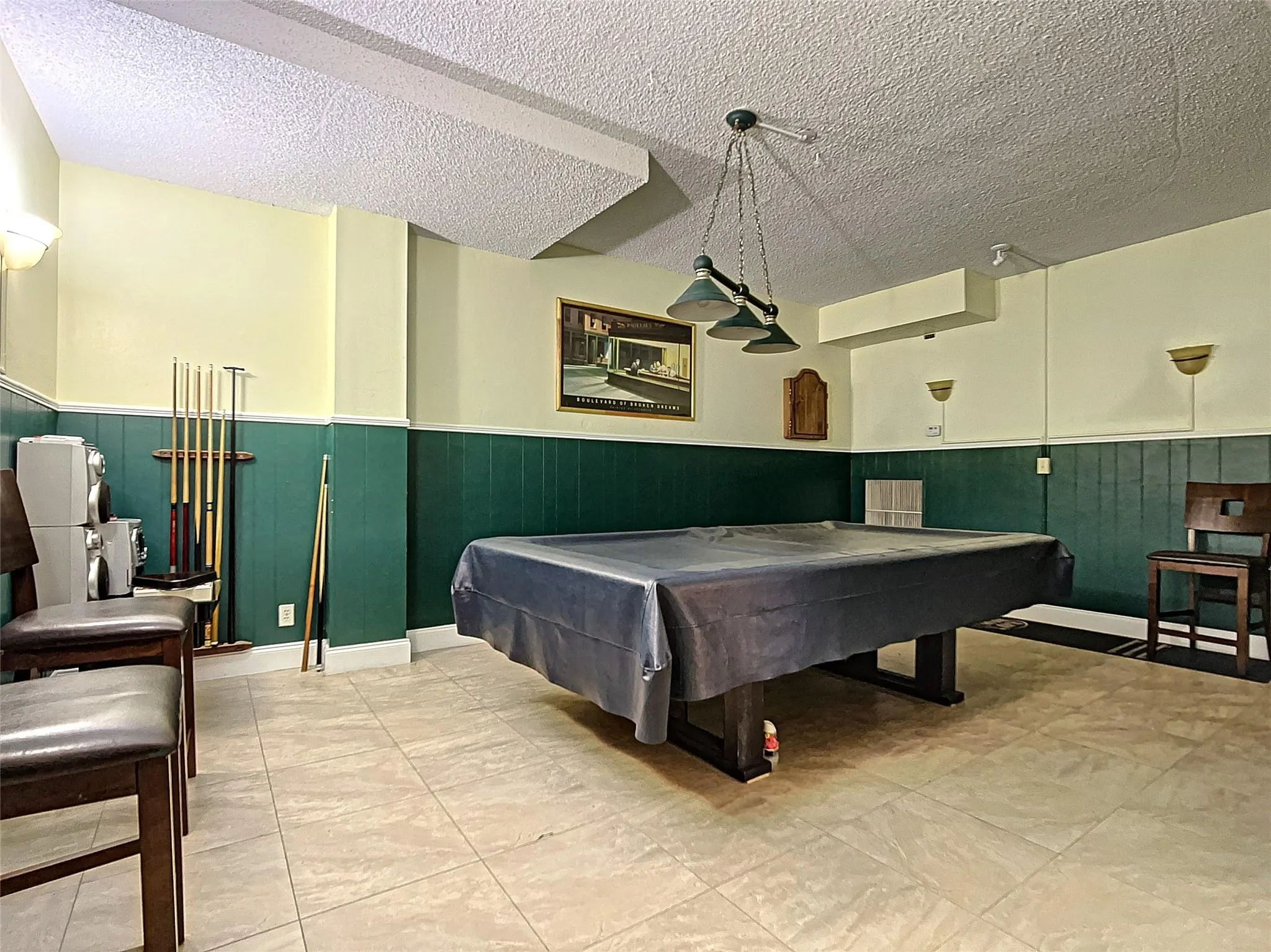 1505 N Riverside Drive, #1106