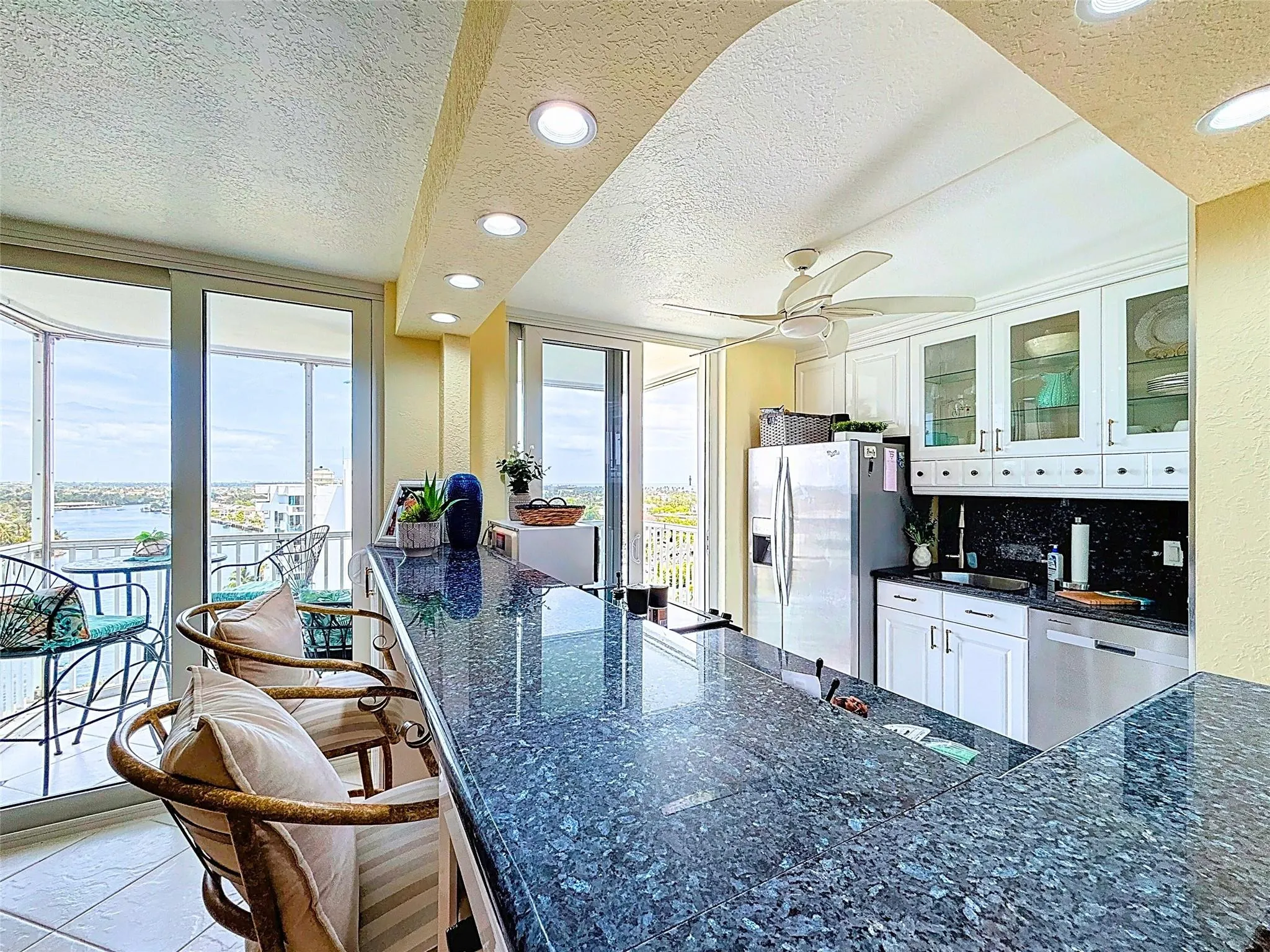 1505 N Riverside Drive, #1106