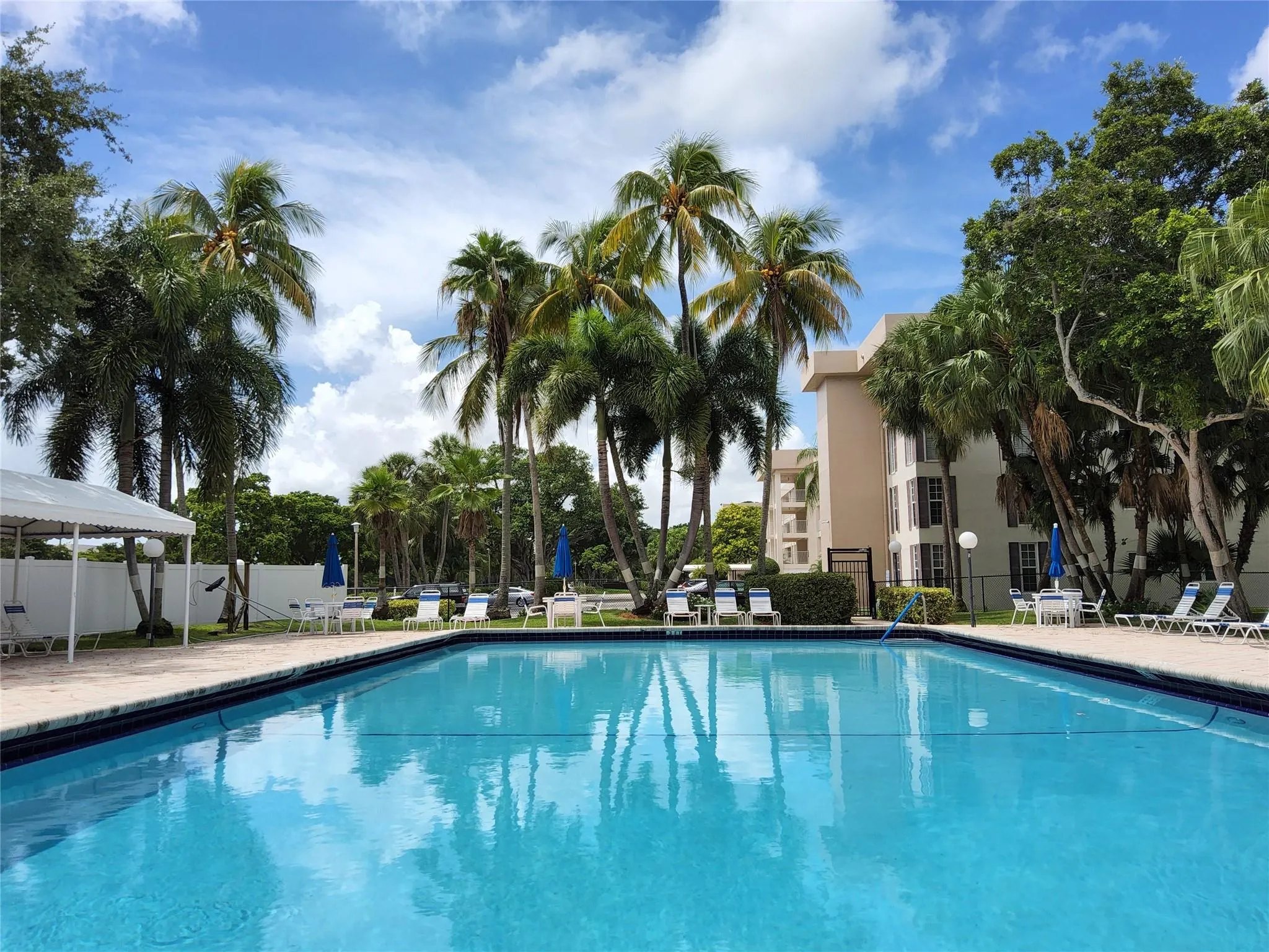 3151 S Palm Aire Dr, #301