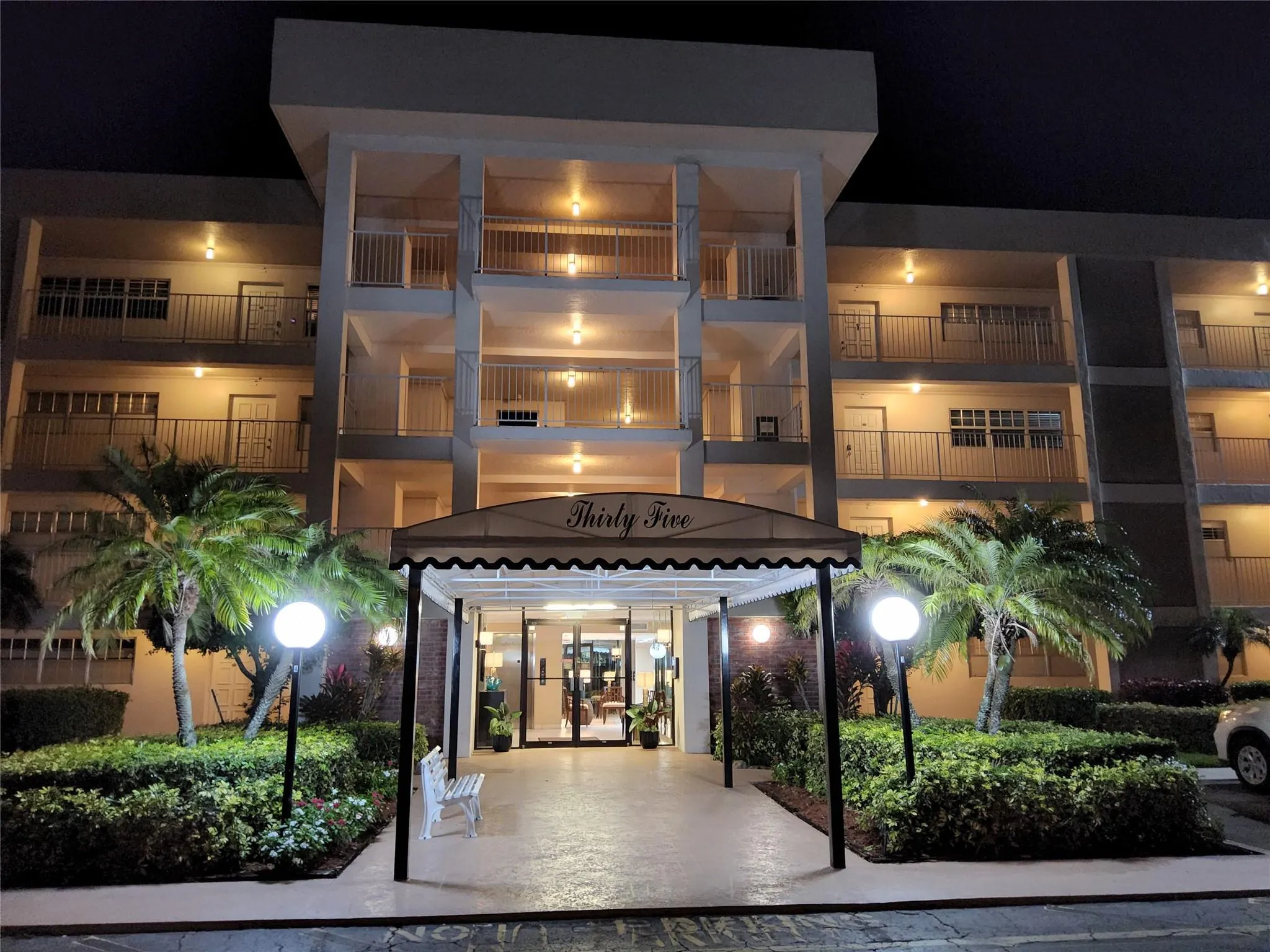3151 S Palm Aire Dr, #301