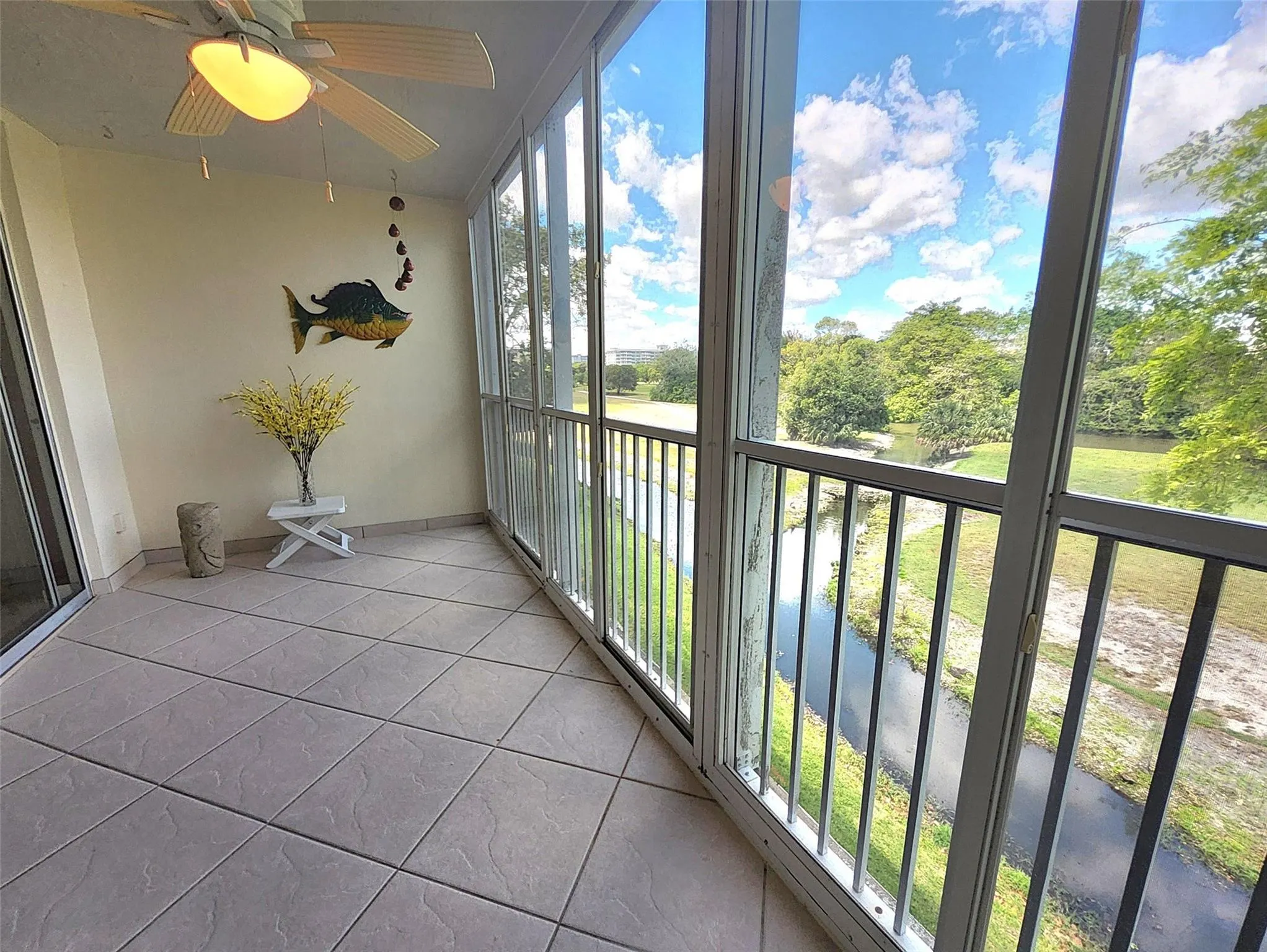 3151 S Palm Aire Dr, #301