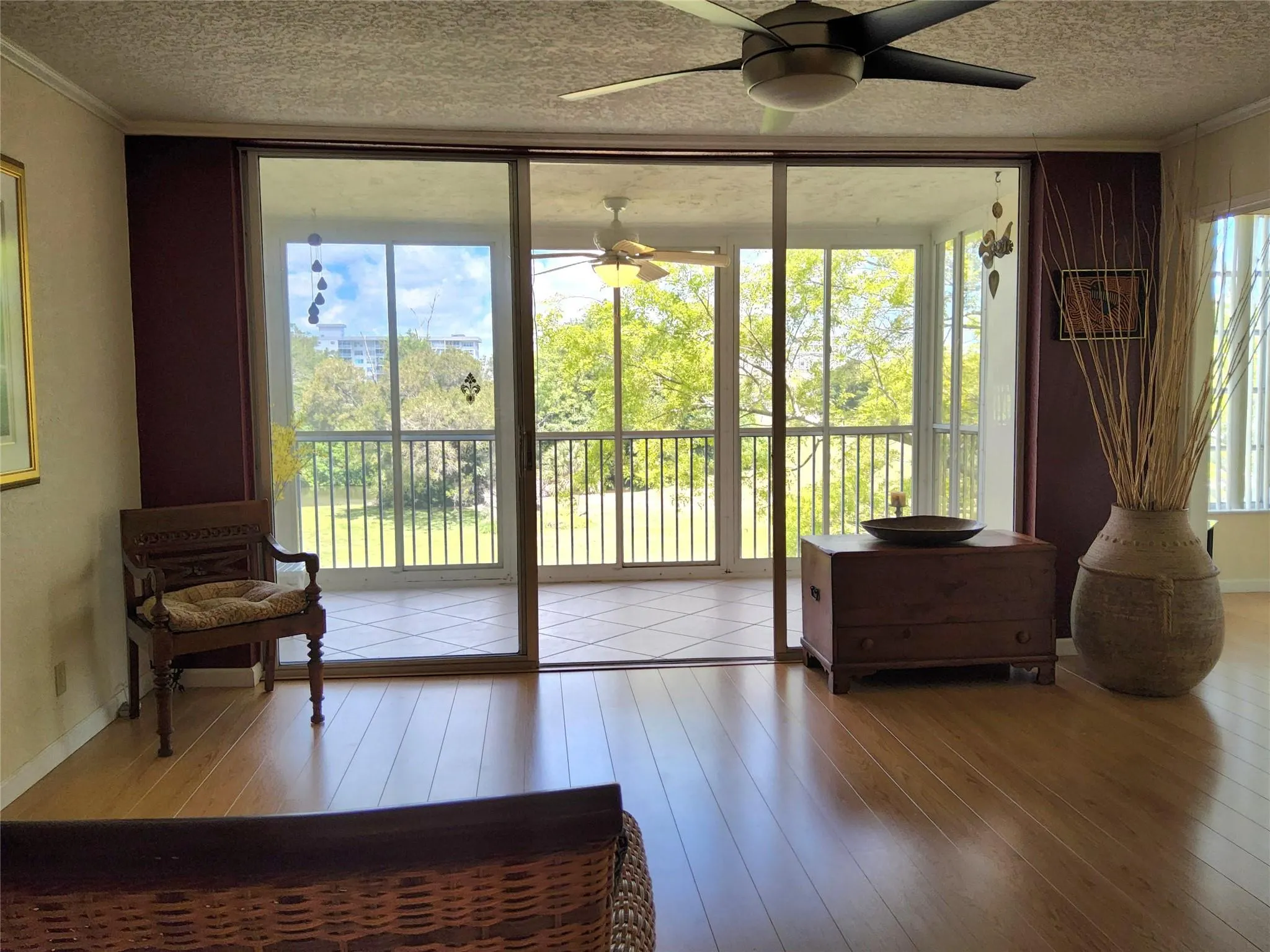 3151 S Palm Aire Dr, #301
