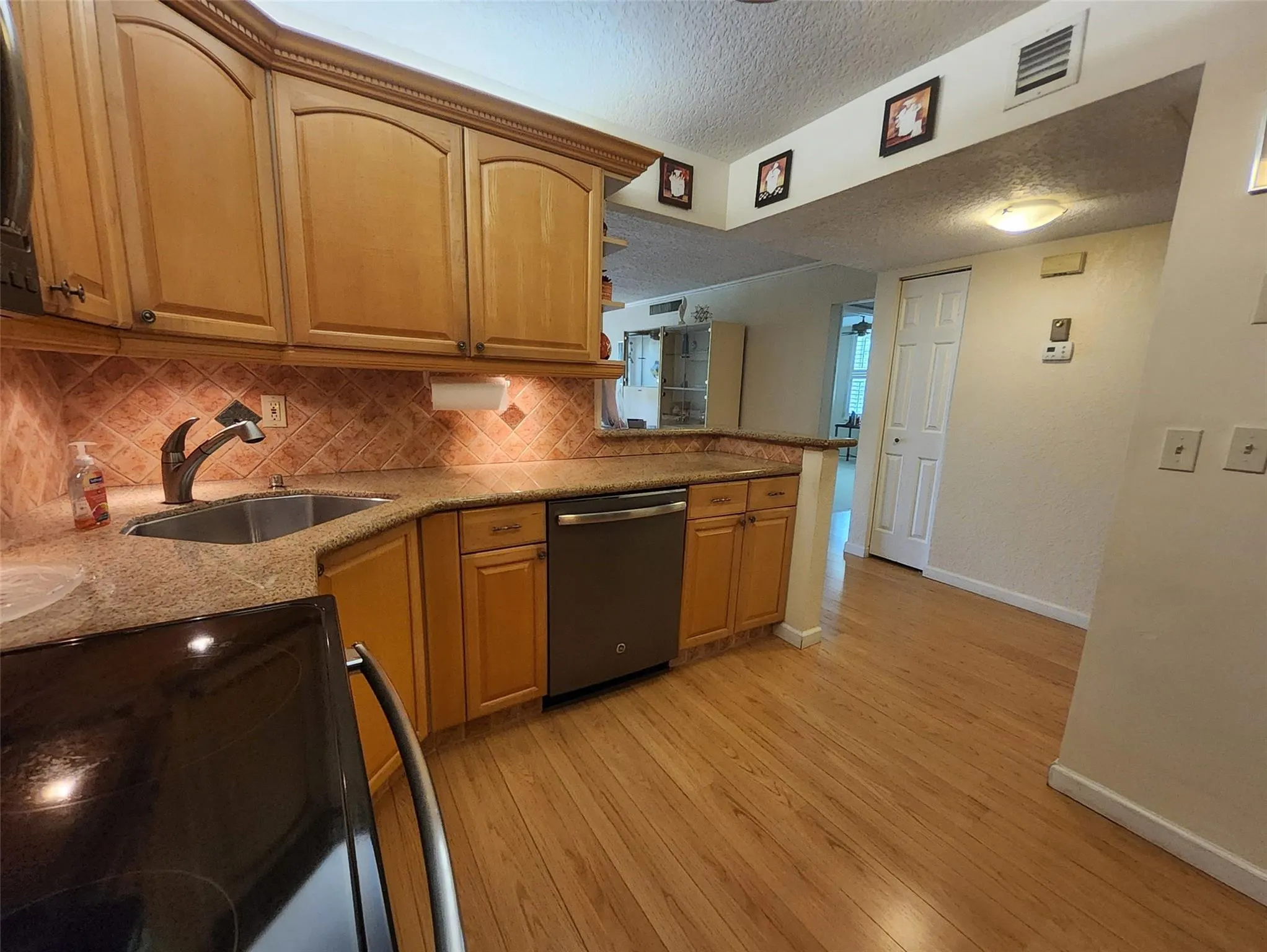 3151 S Palm Aire Dr, #301