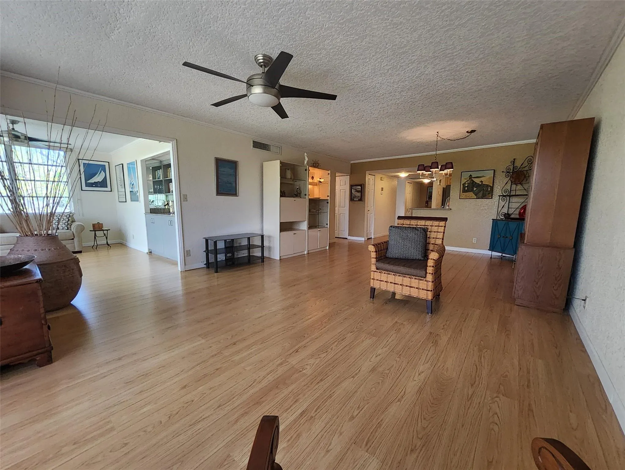 3151 S Palm Aire Dr, #301