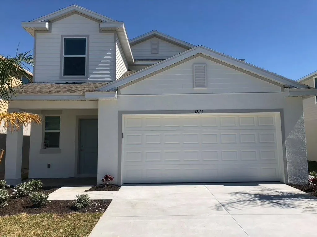 12121 Monterey Pine Ln