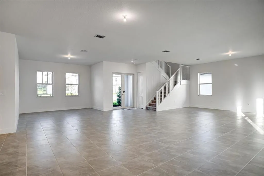 12328 SW 43 Street