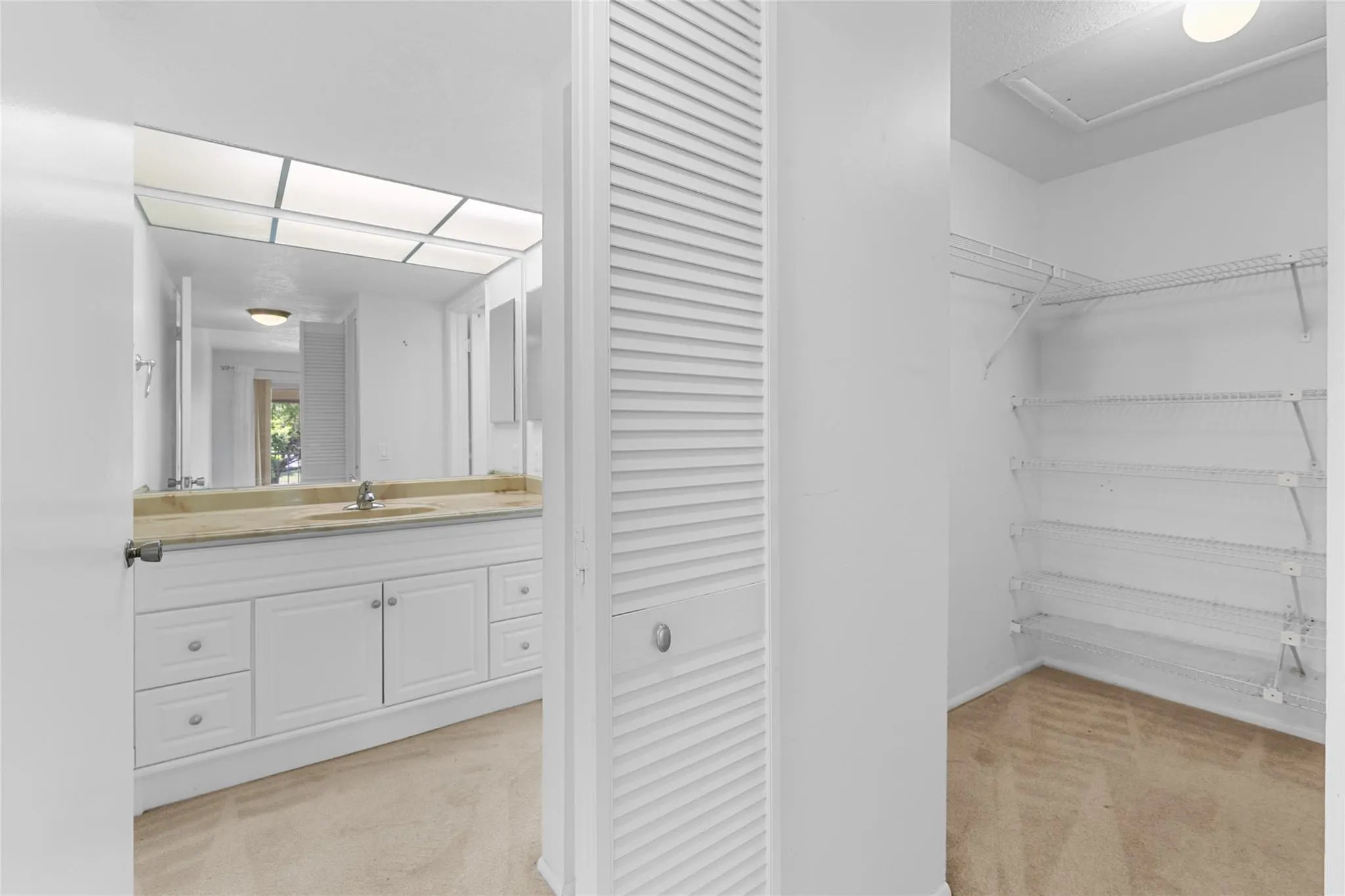 2701 Nassau Bnd, #D2