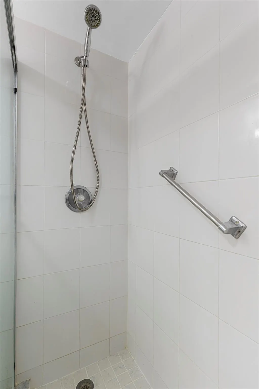 2701 Nassau Bnd, #D2