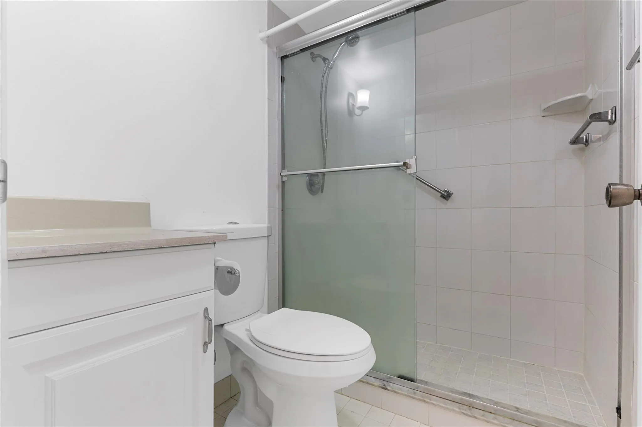 2701 Nassau Bnd, #D2