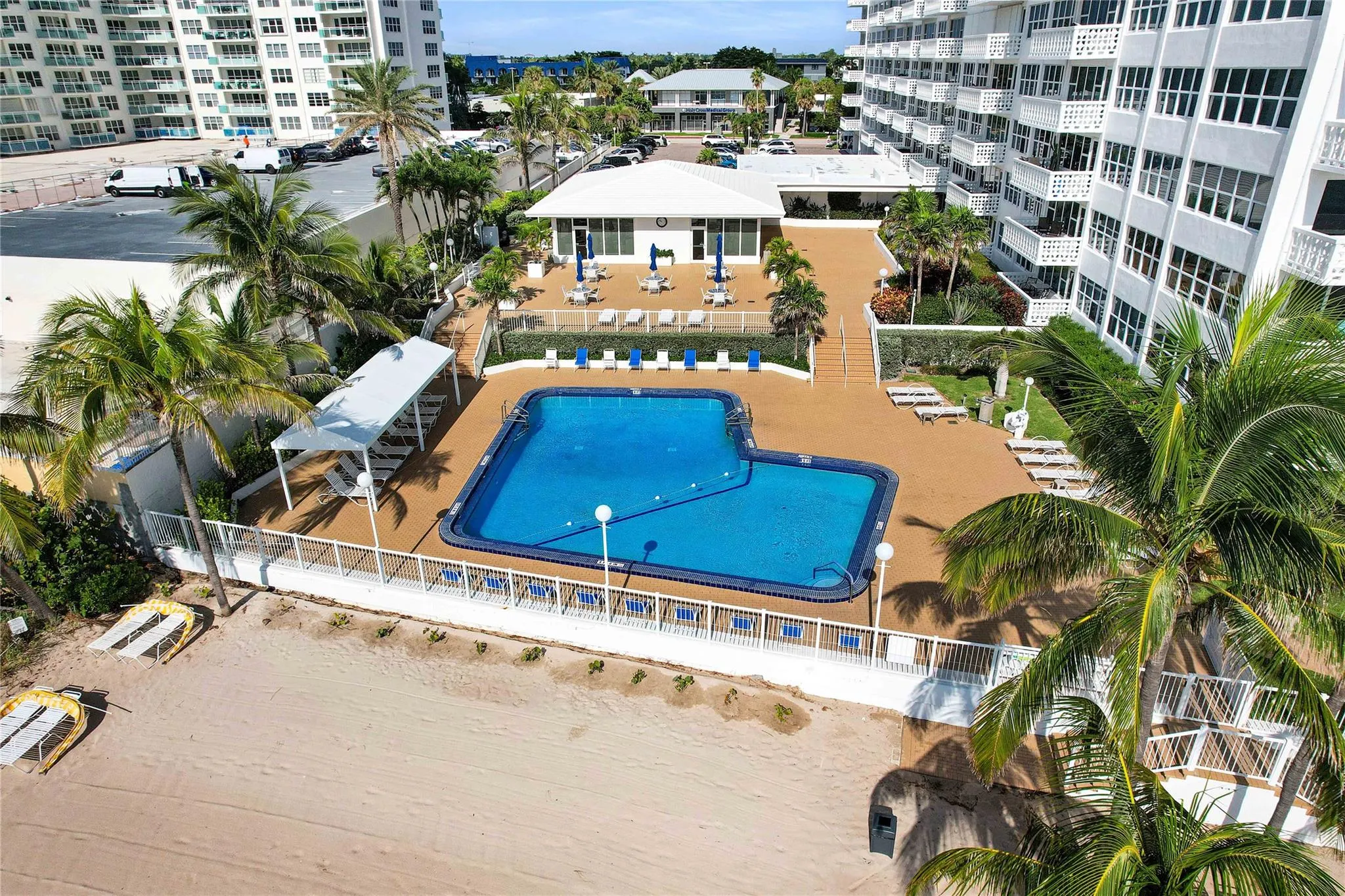 4010 Galt Ocean Dr, #214