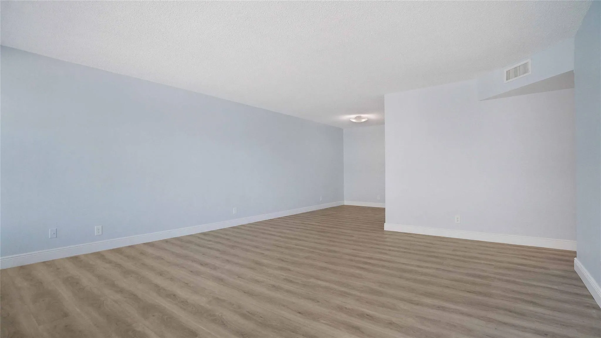 4010 Galt Ocean Dr, #214