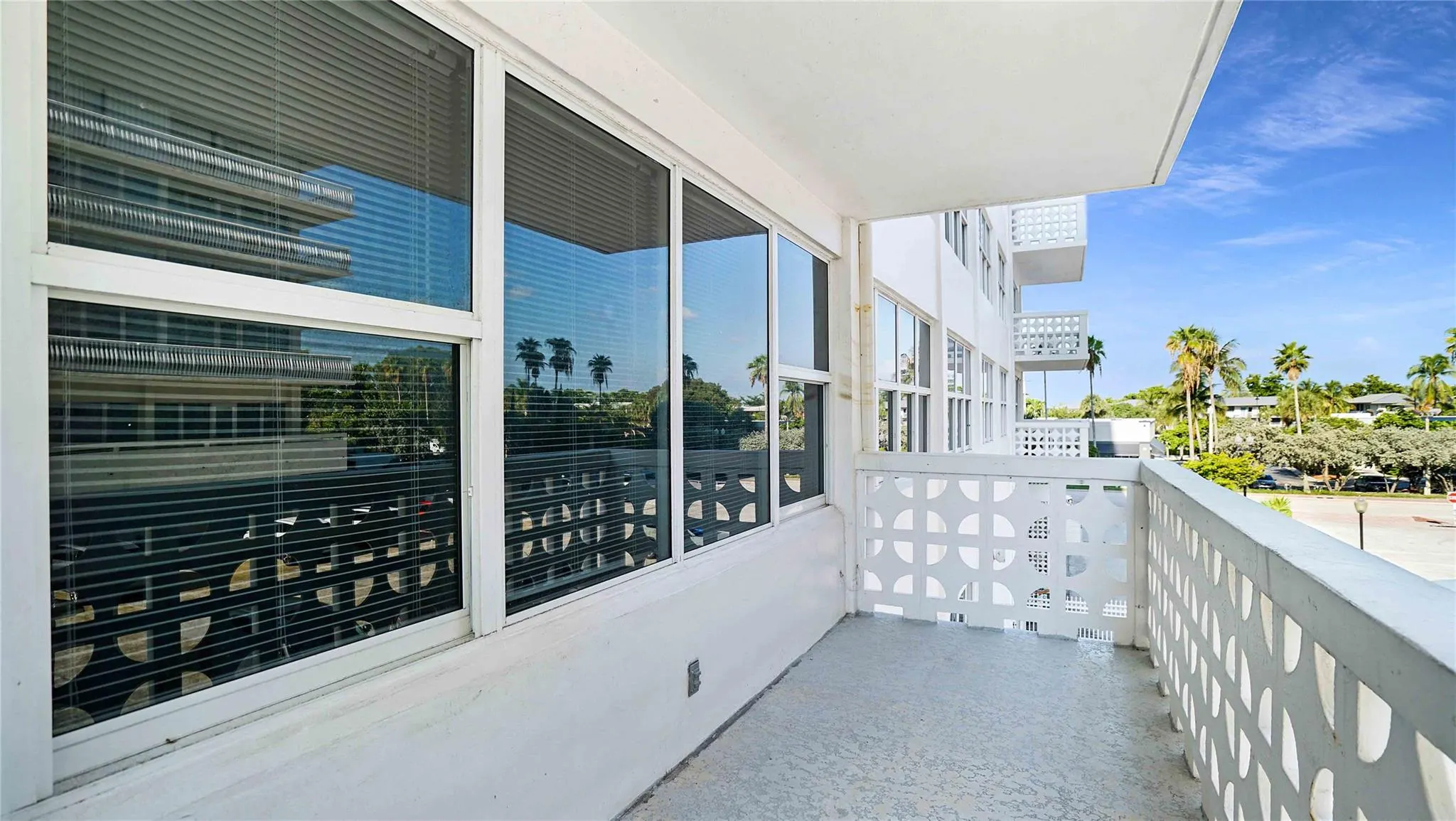 4010 Galt Ocean Dr, #214