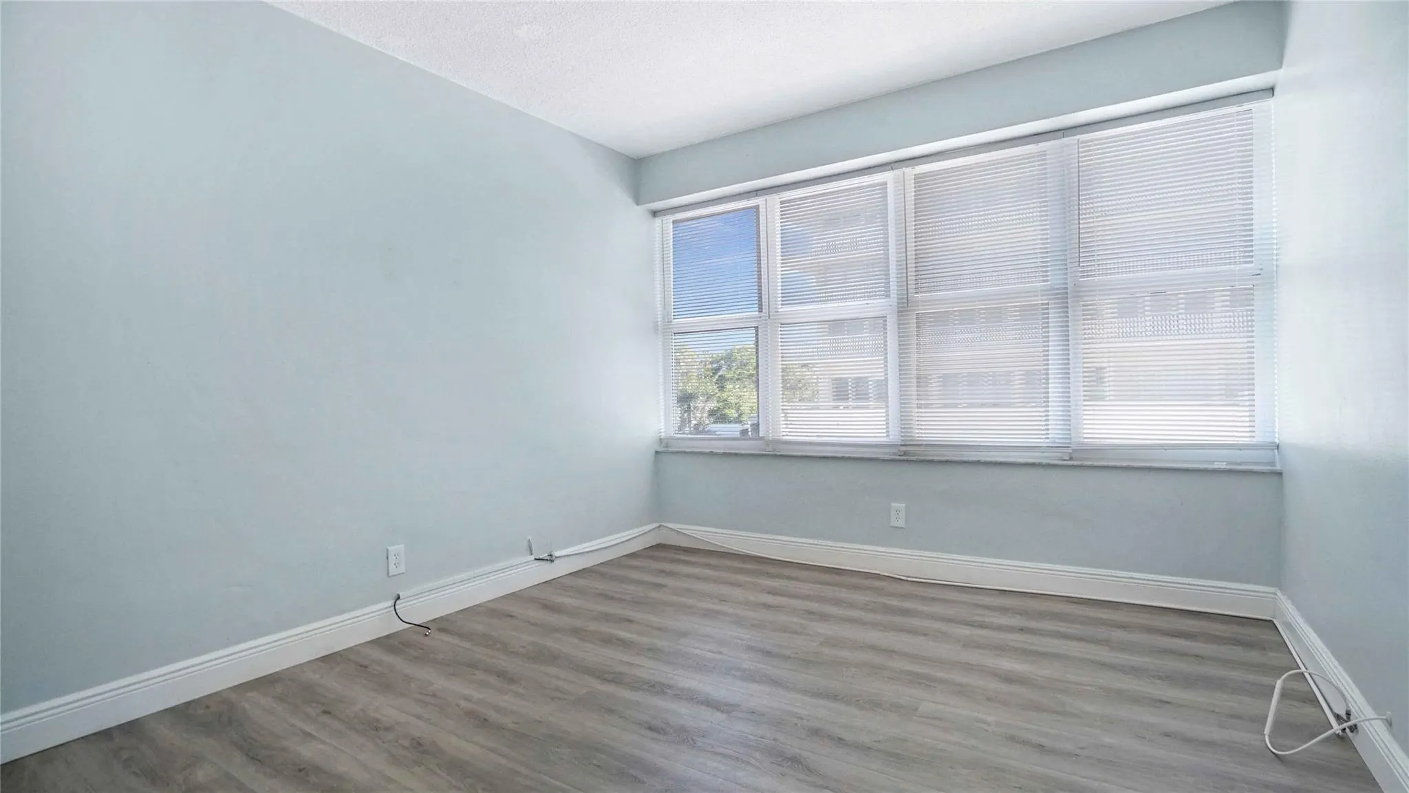 4010 Galt Ocean Dr, #214