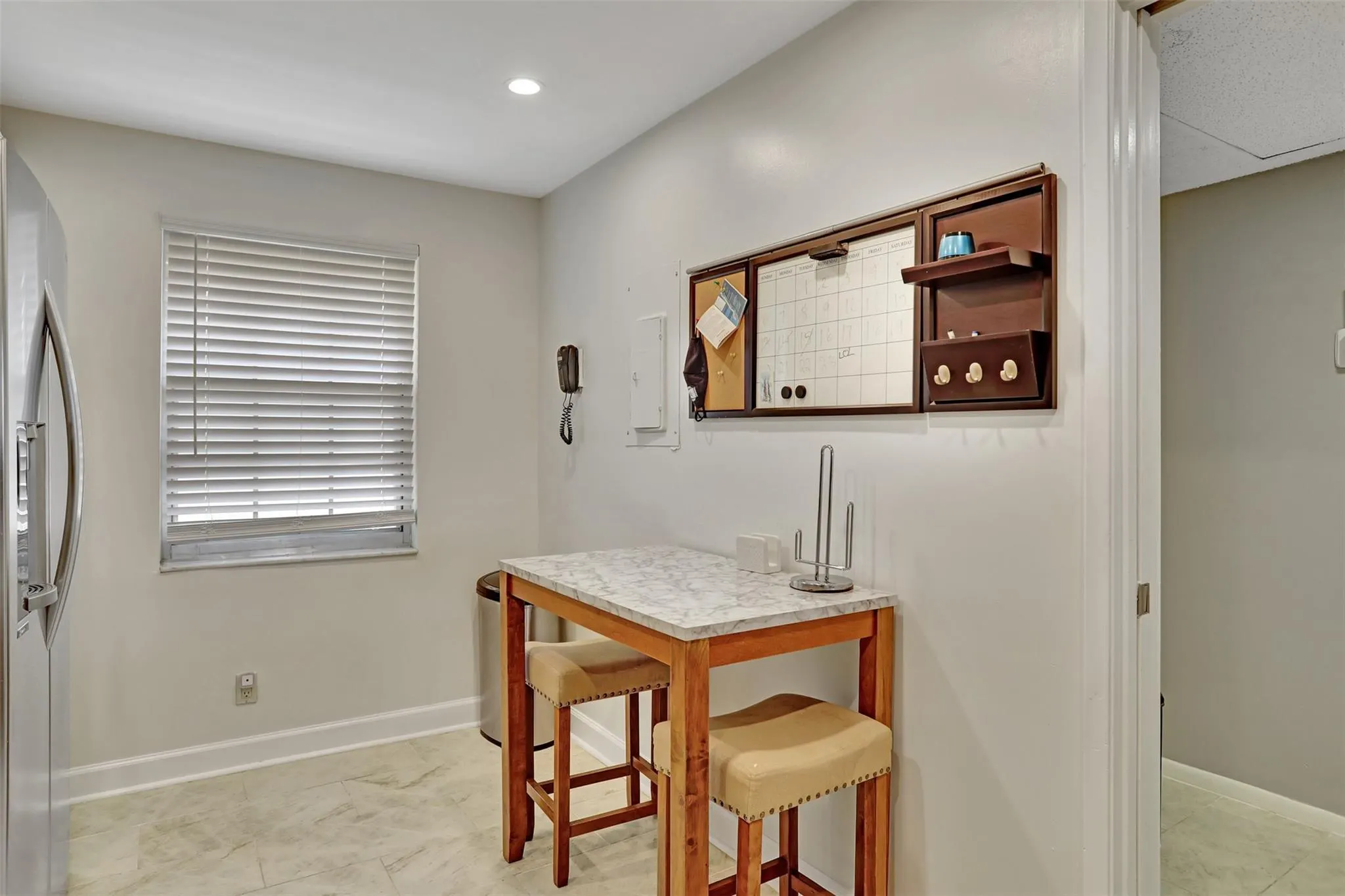 3503 Oaks Way, #405