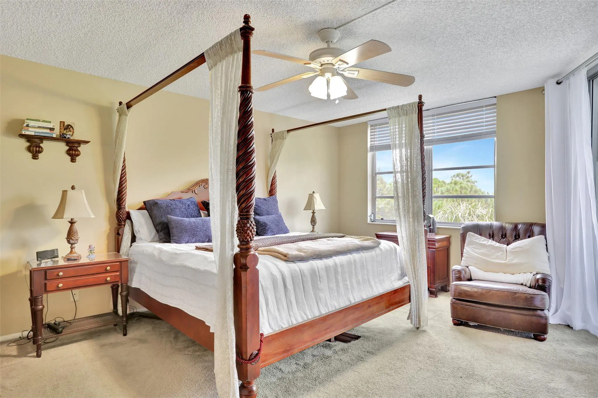 3503 Oaks Way, #405