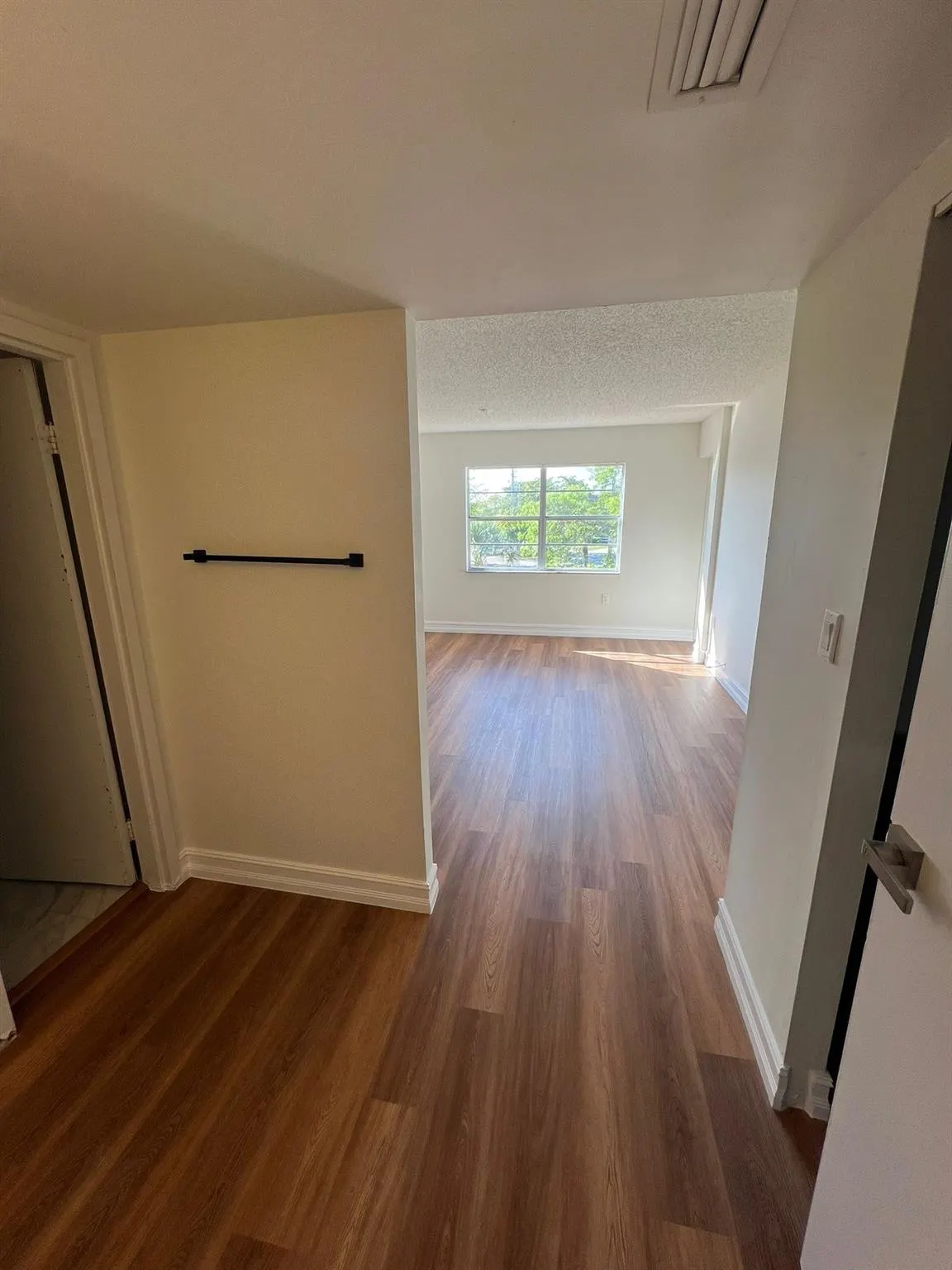4304 NW 9th Ave, #2-3B
