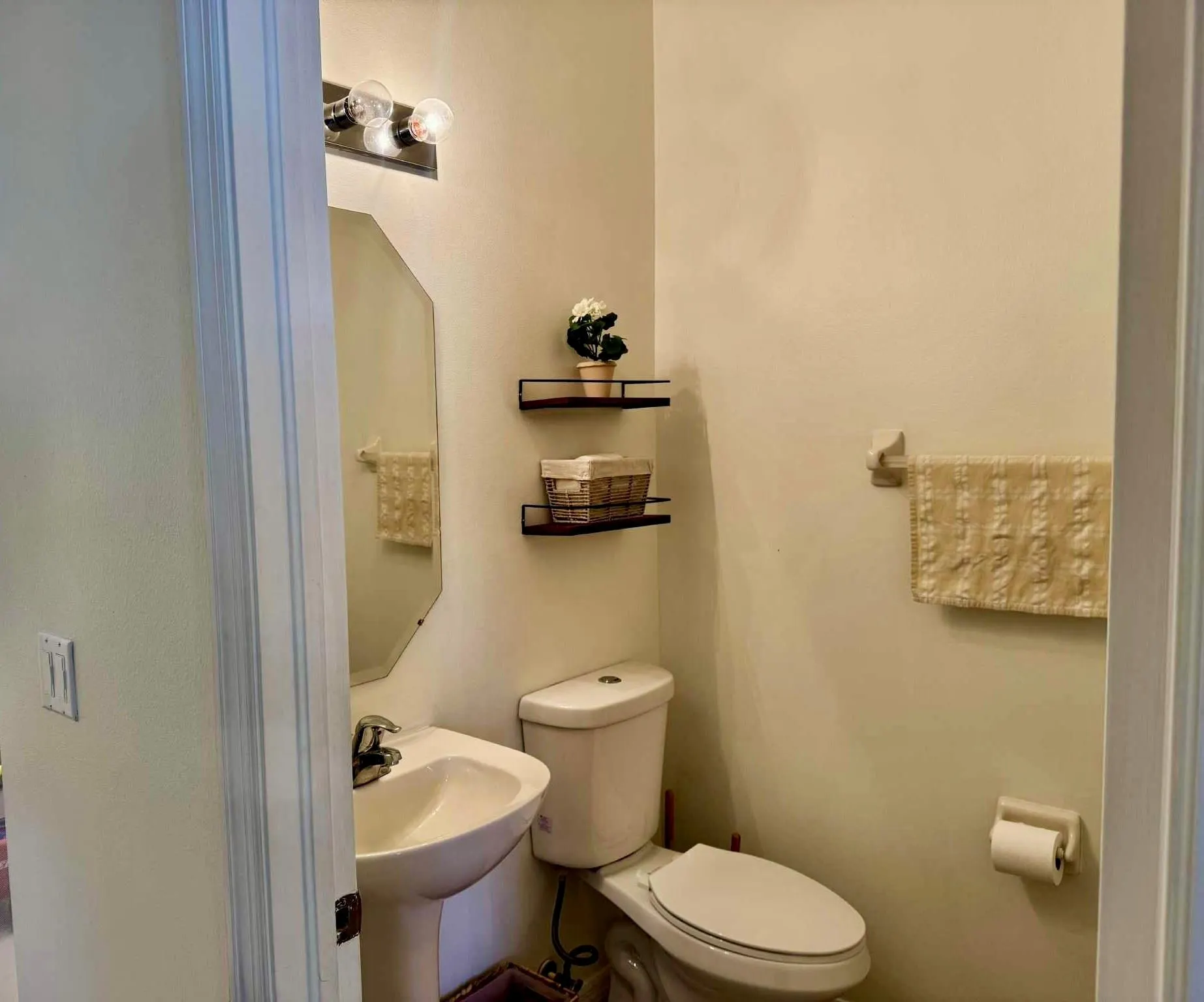 2000 SE Korona Dr