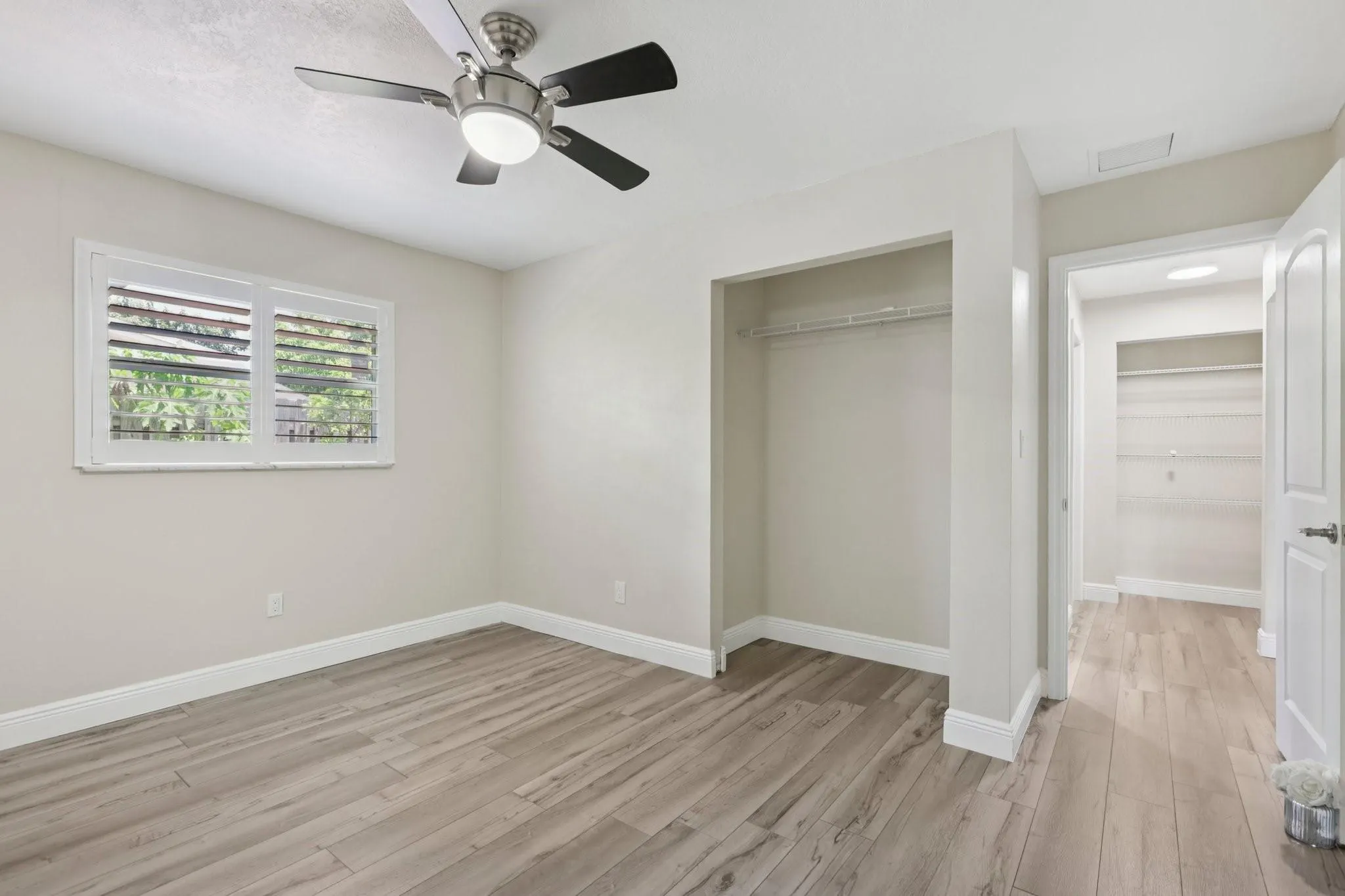 7820 NW 45th St