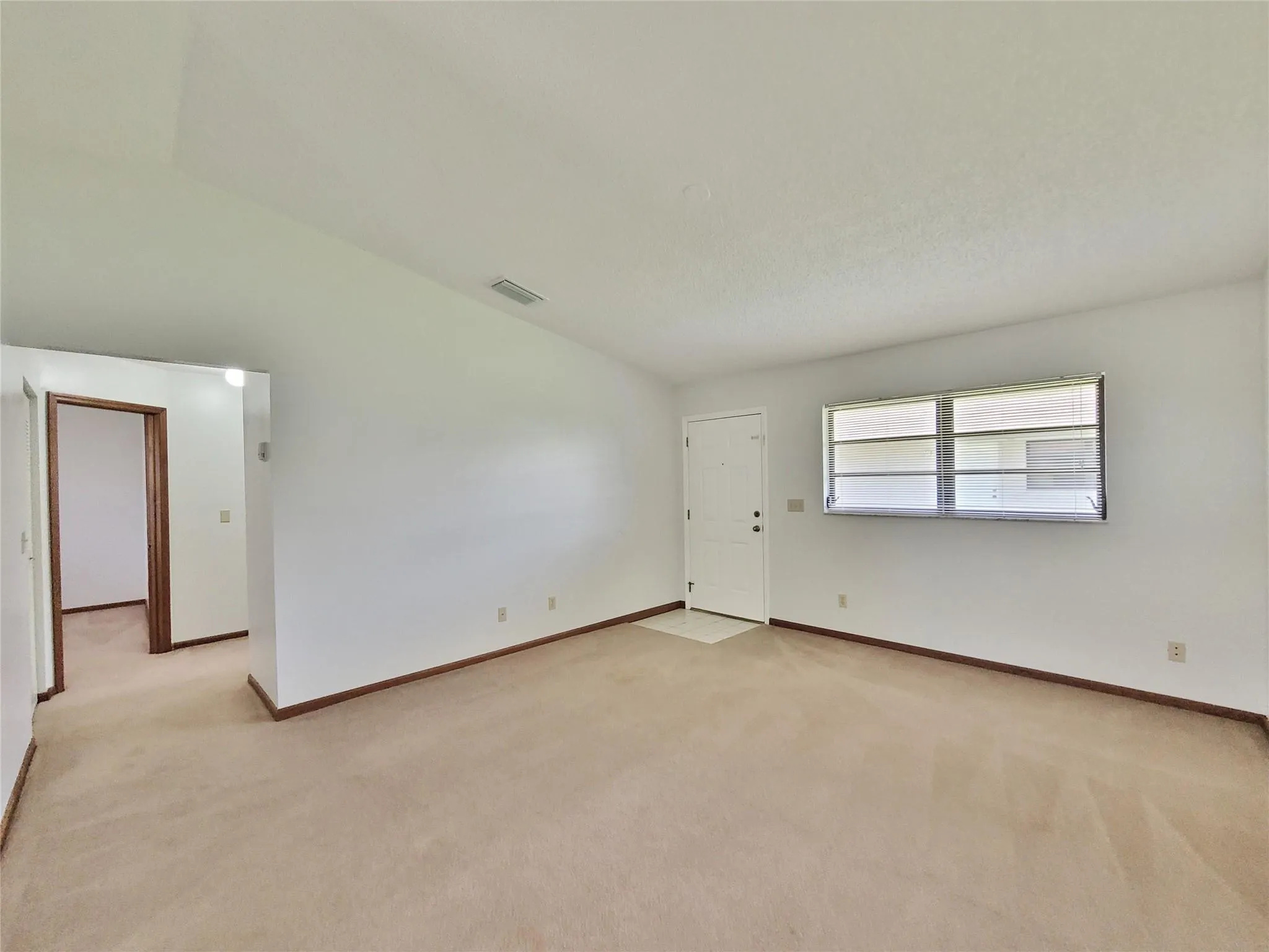 203 N 59th Ave