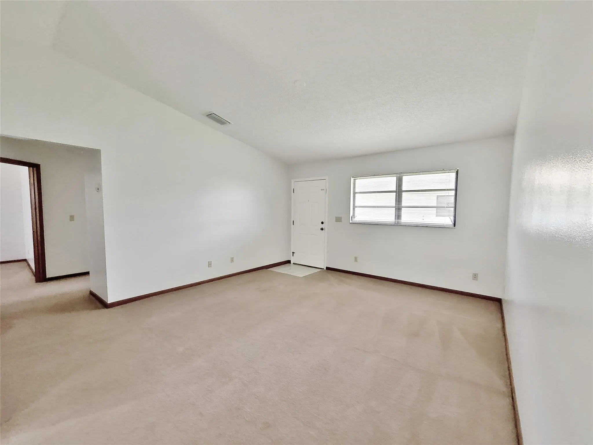 203 N 59th Ave