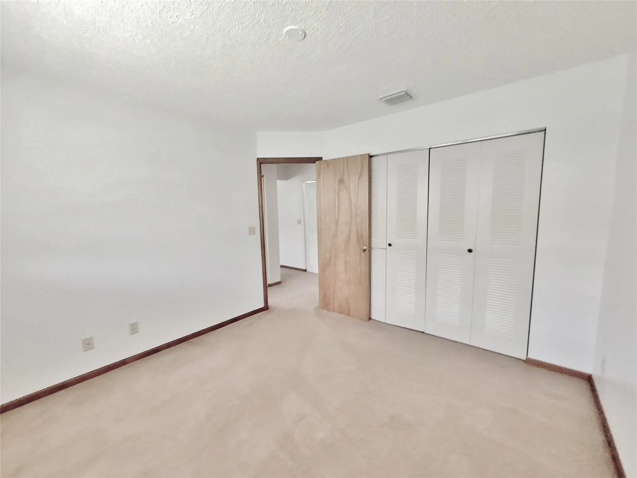 203 N 59th Ave