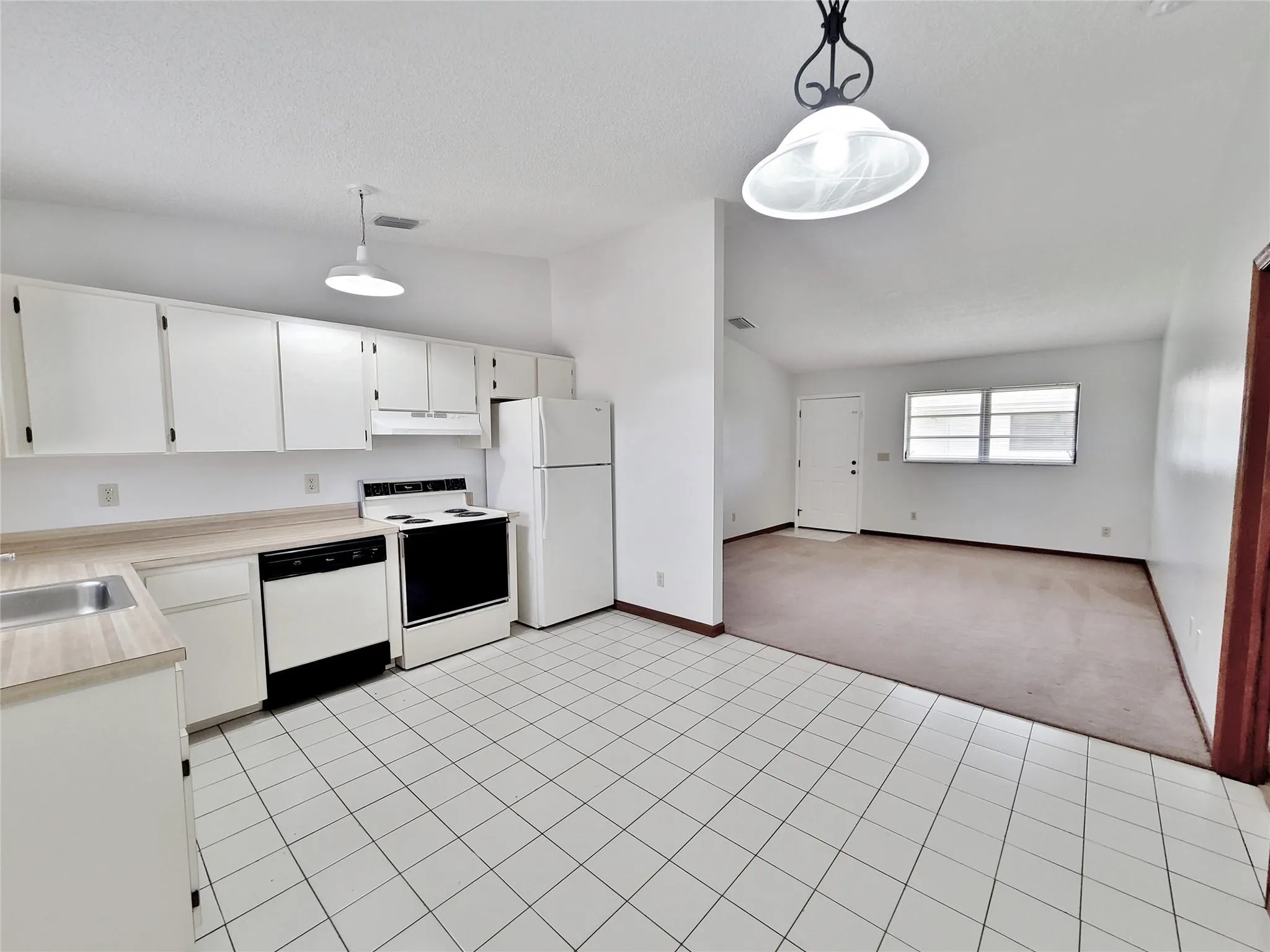 203 N 59th Ave