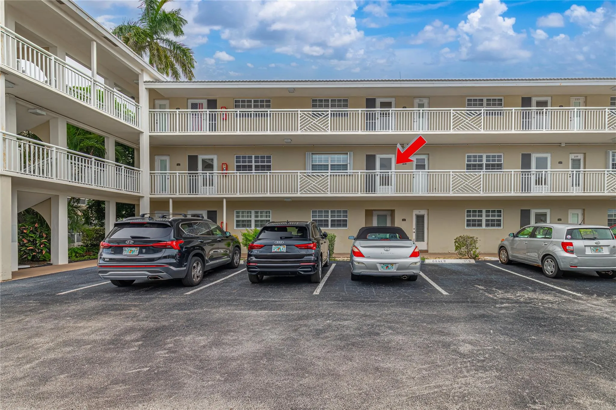 1951 NE 39th St, #256