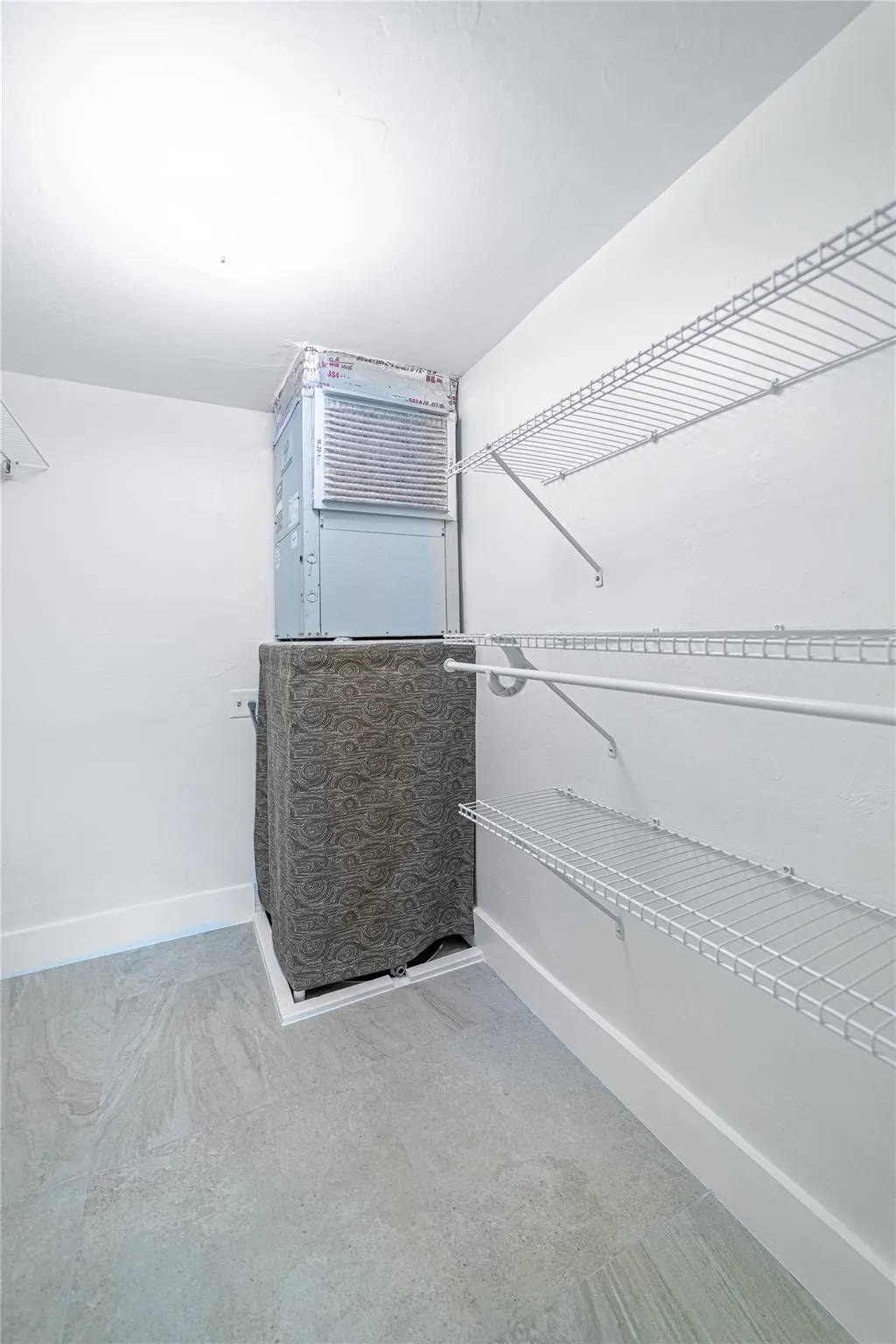 1951 NE 39th St, #256