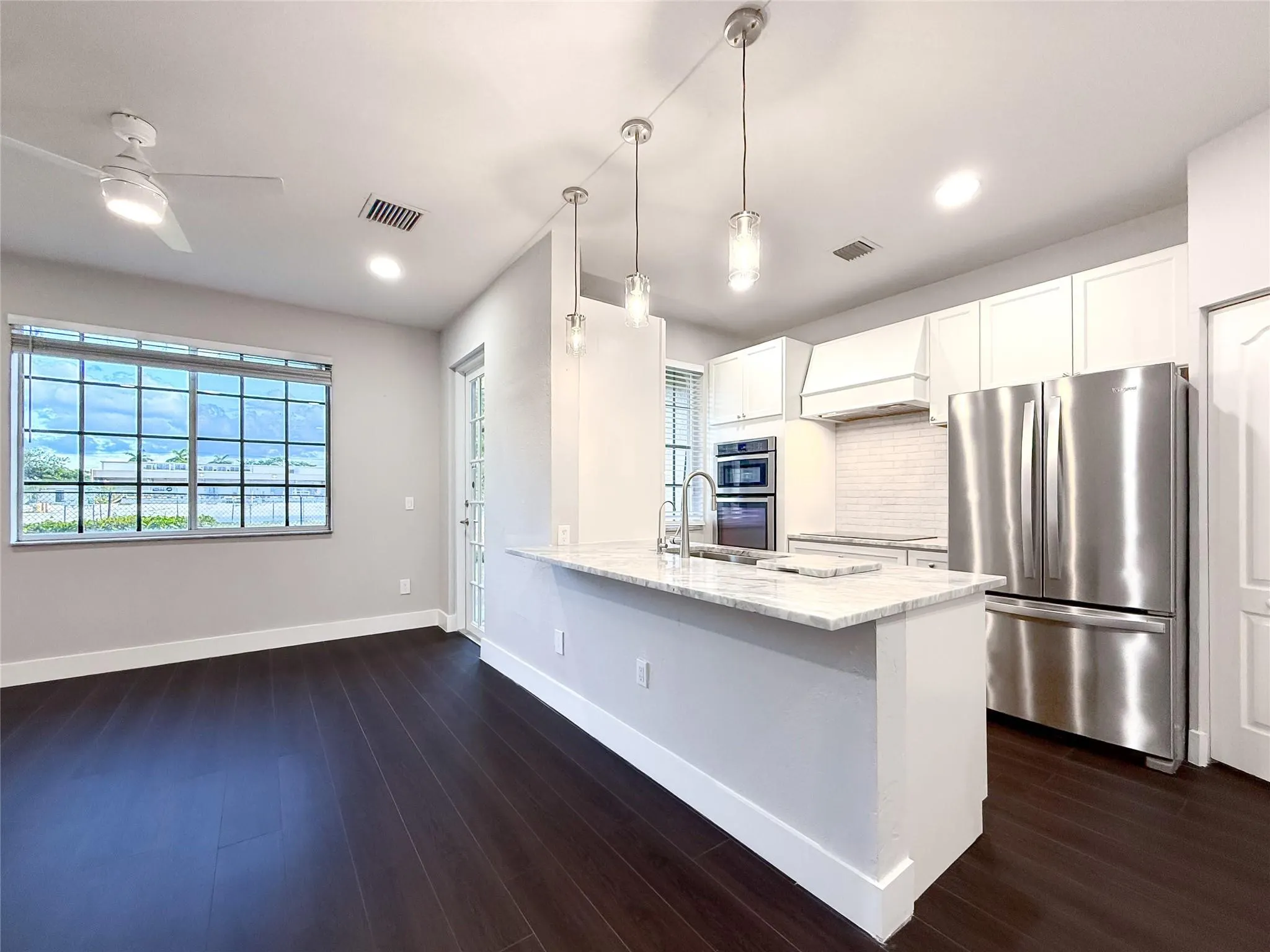 2033 Nassau Drive