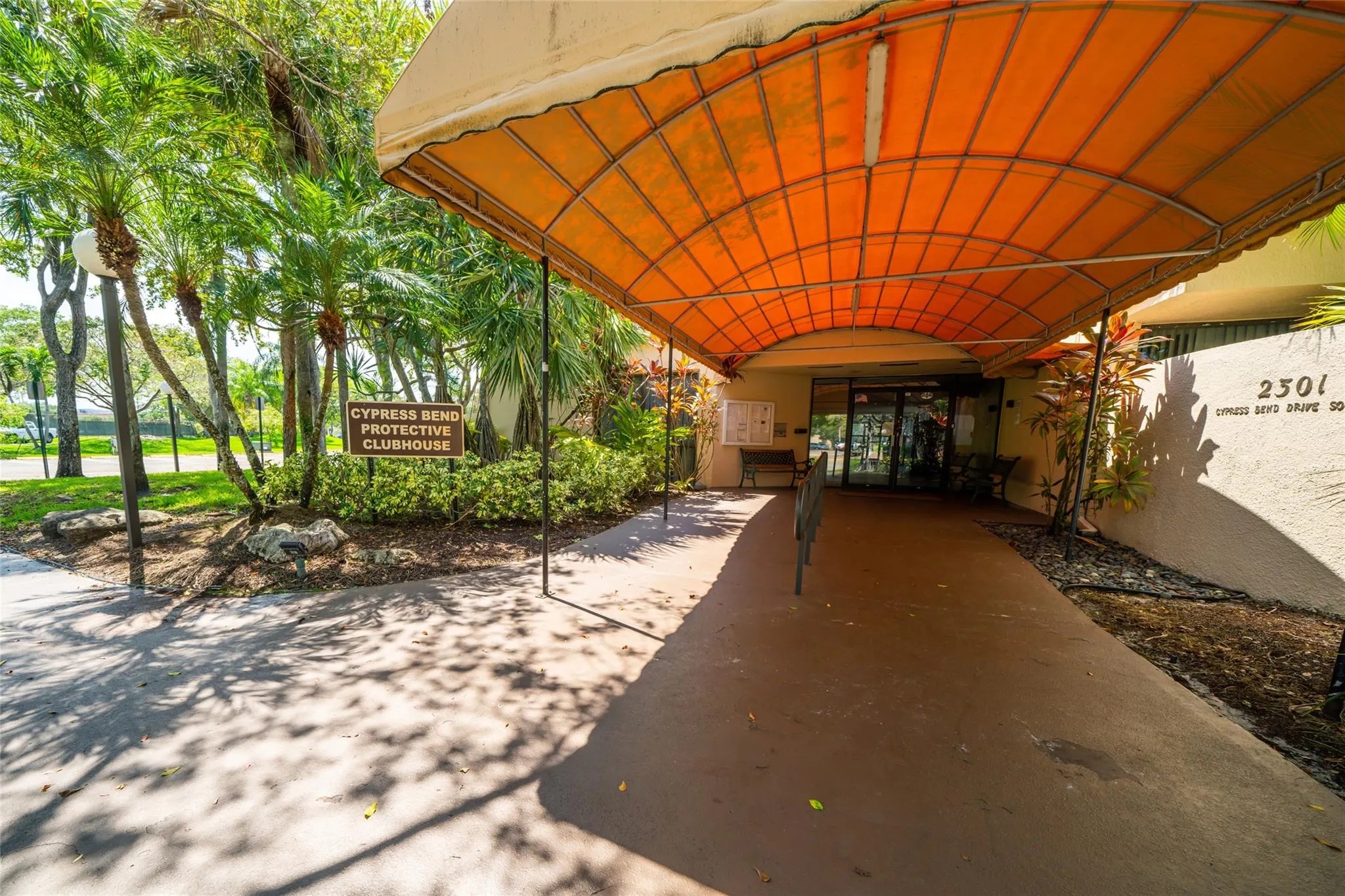 2240 N Cypress Bend Dr, #802