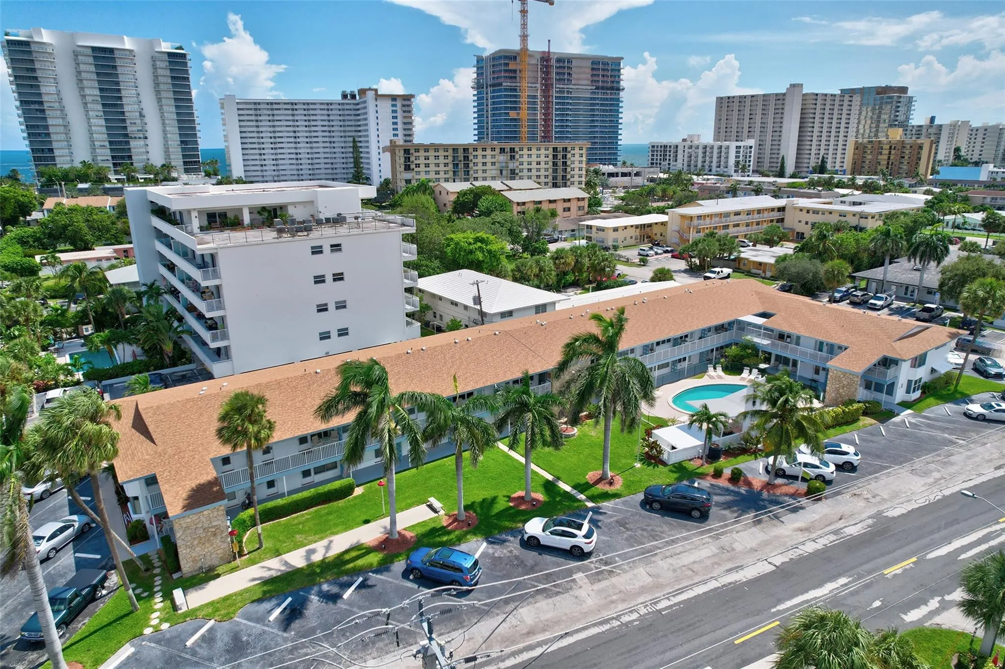 1110 N Riverside Dr, #14