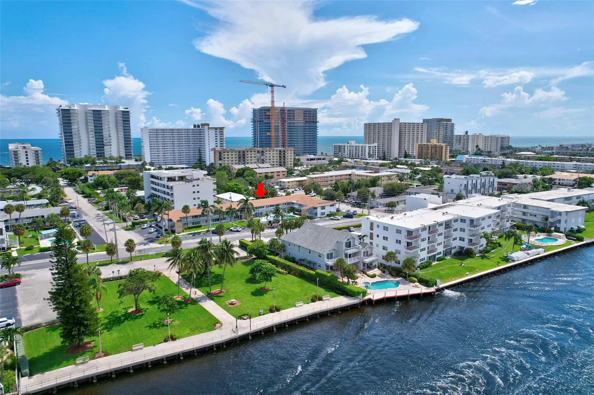1110 N Riverside Dr, #14