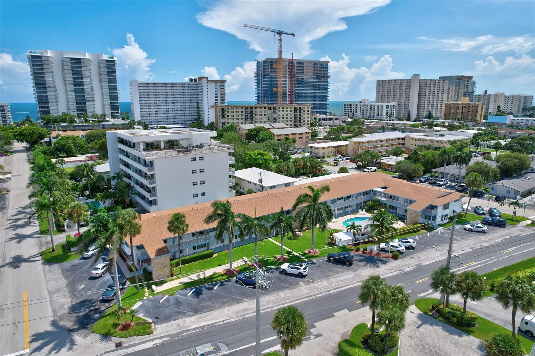 1110 N Riverside Dr, #14