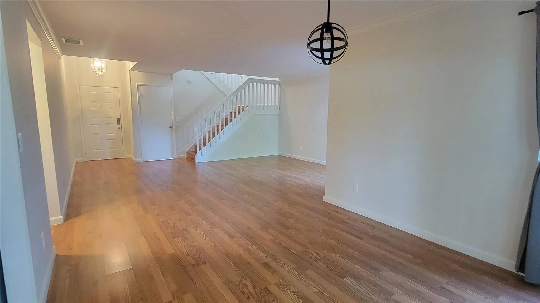 4810 Grapevine Way
