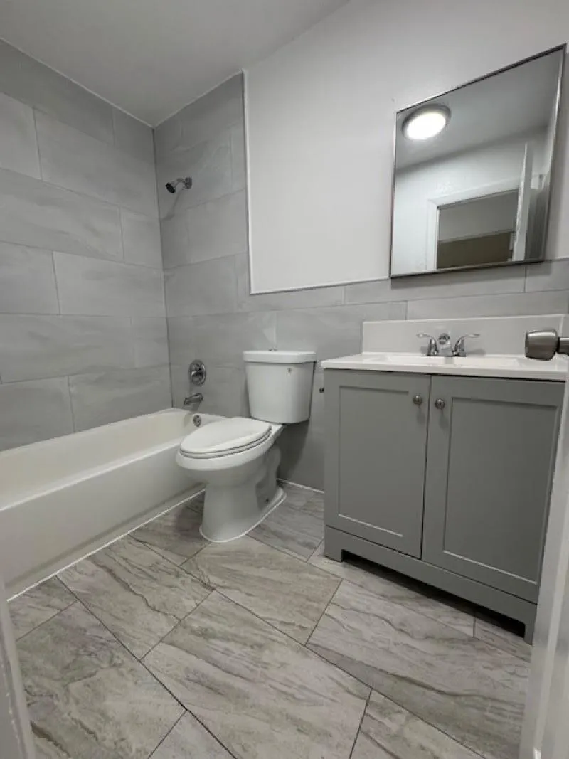481 Banks Rd, #1