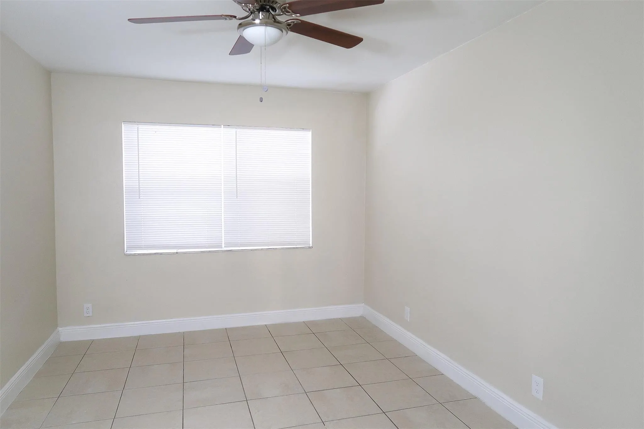 2741 NW 58th Ter